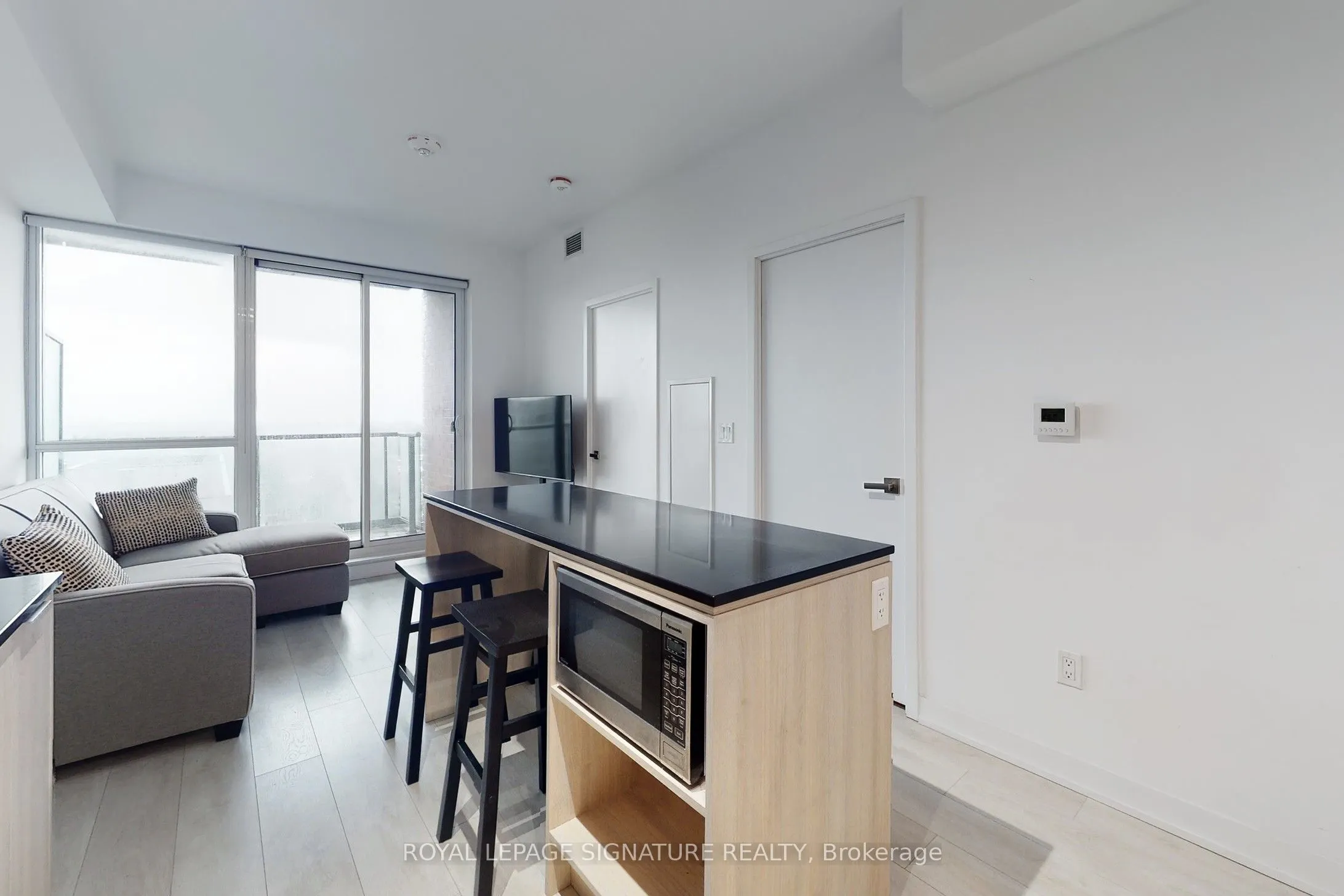 31 Tippett Road, #1517