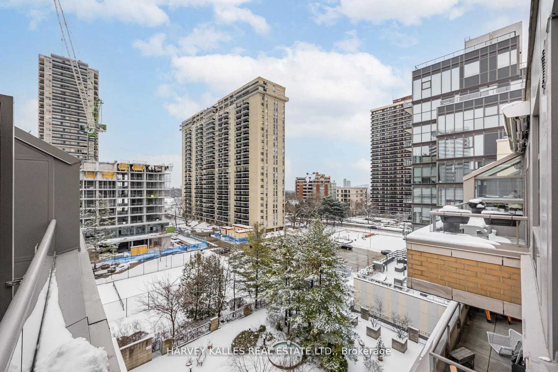 5 Rosehill Avenue #910