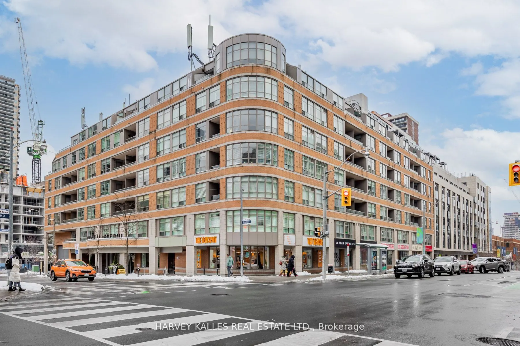 5 Rosehill Avenue #910