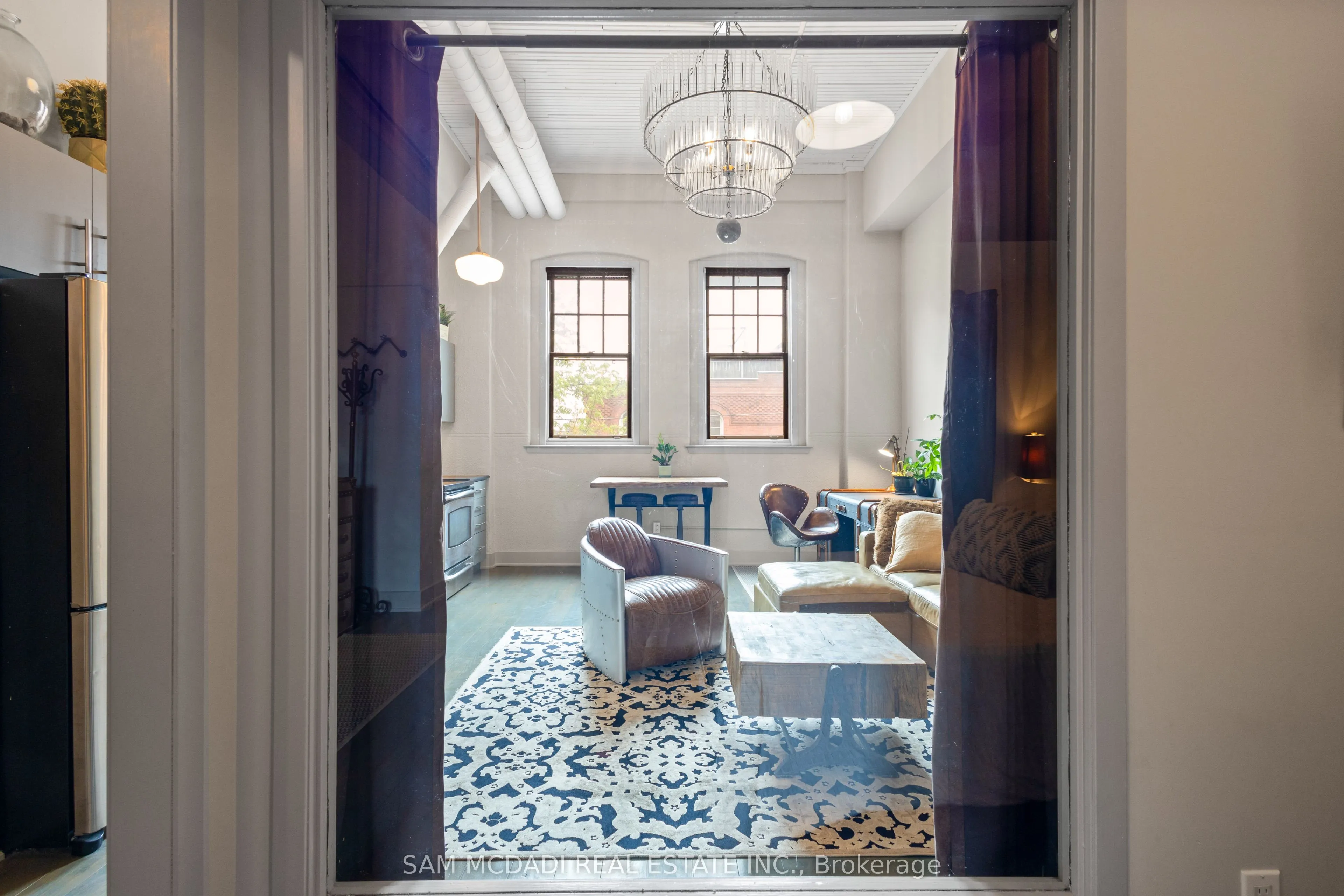 183 Dovercourt Road, #204