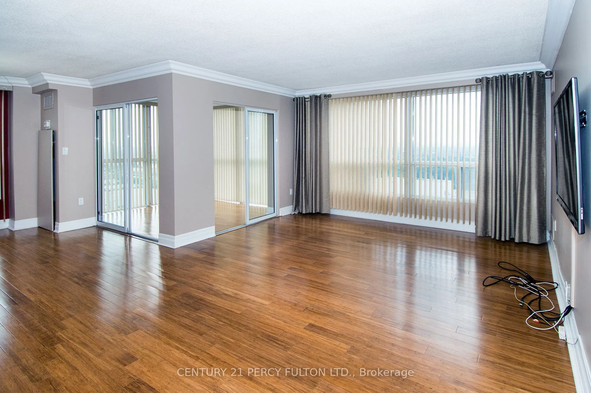 5 Concorde Place, #2105