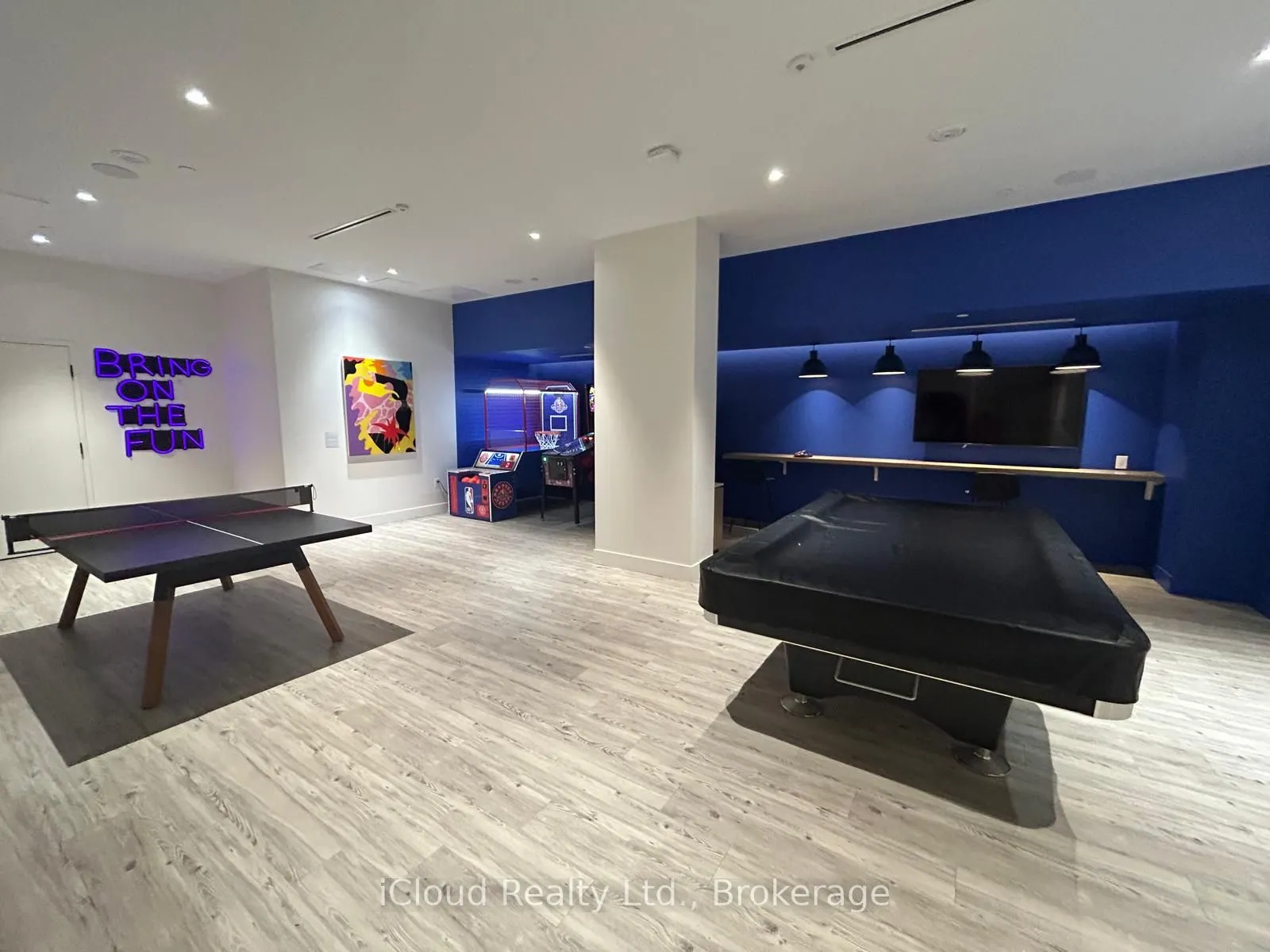 130 River Street, #203