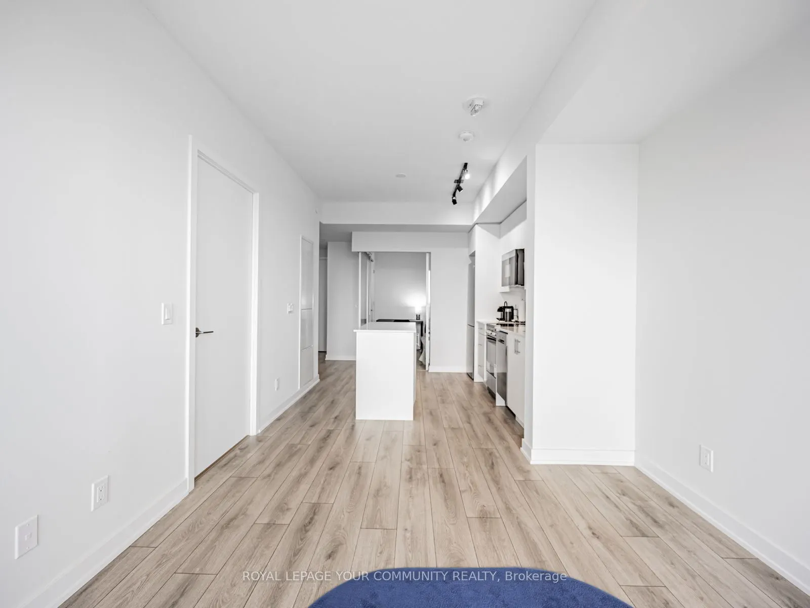 15 Ellerslie Avenue, #2301
