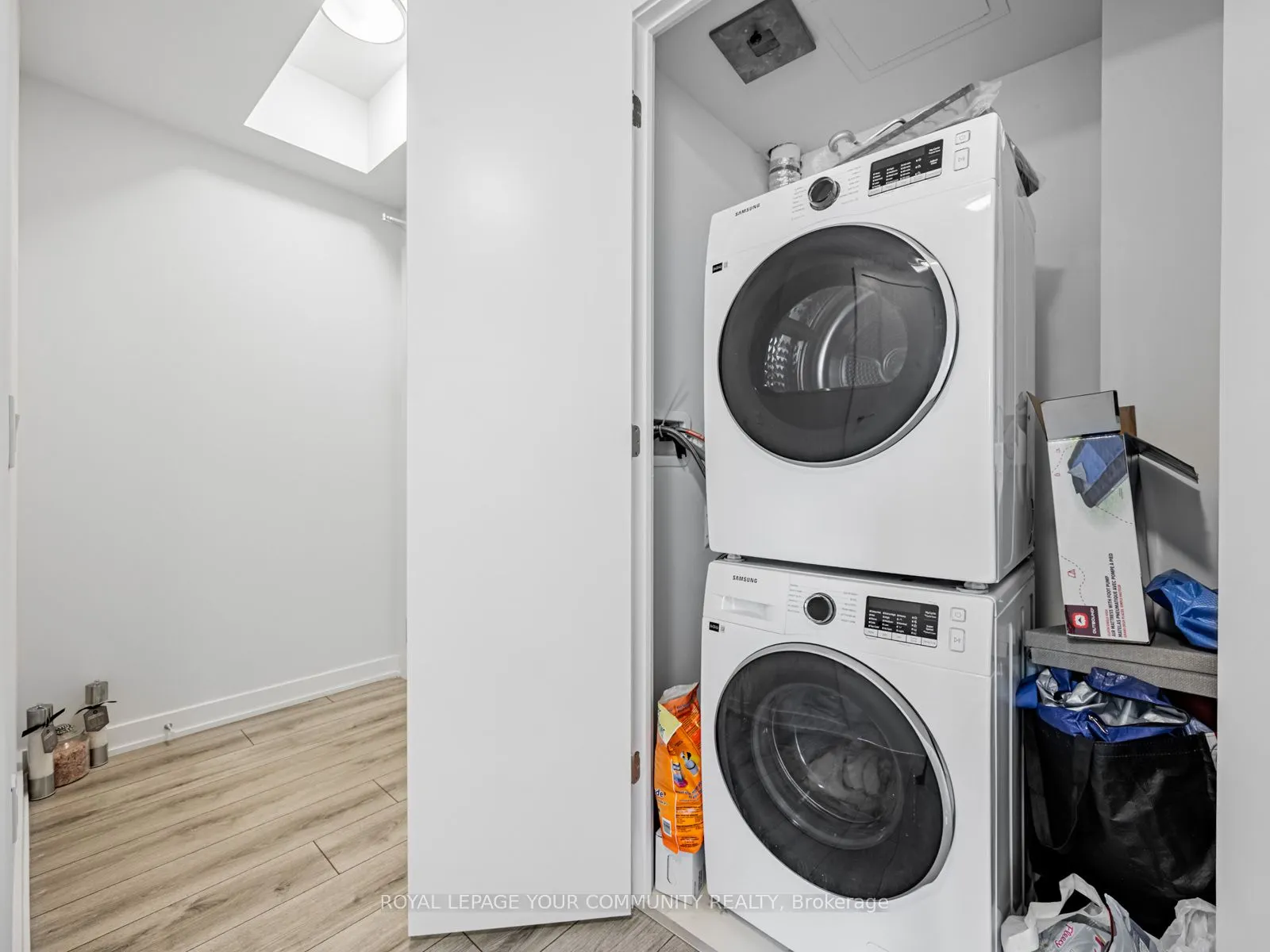 15 Ellerslie Avenue, #2301