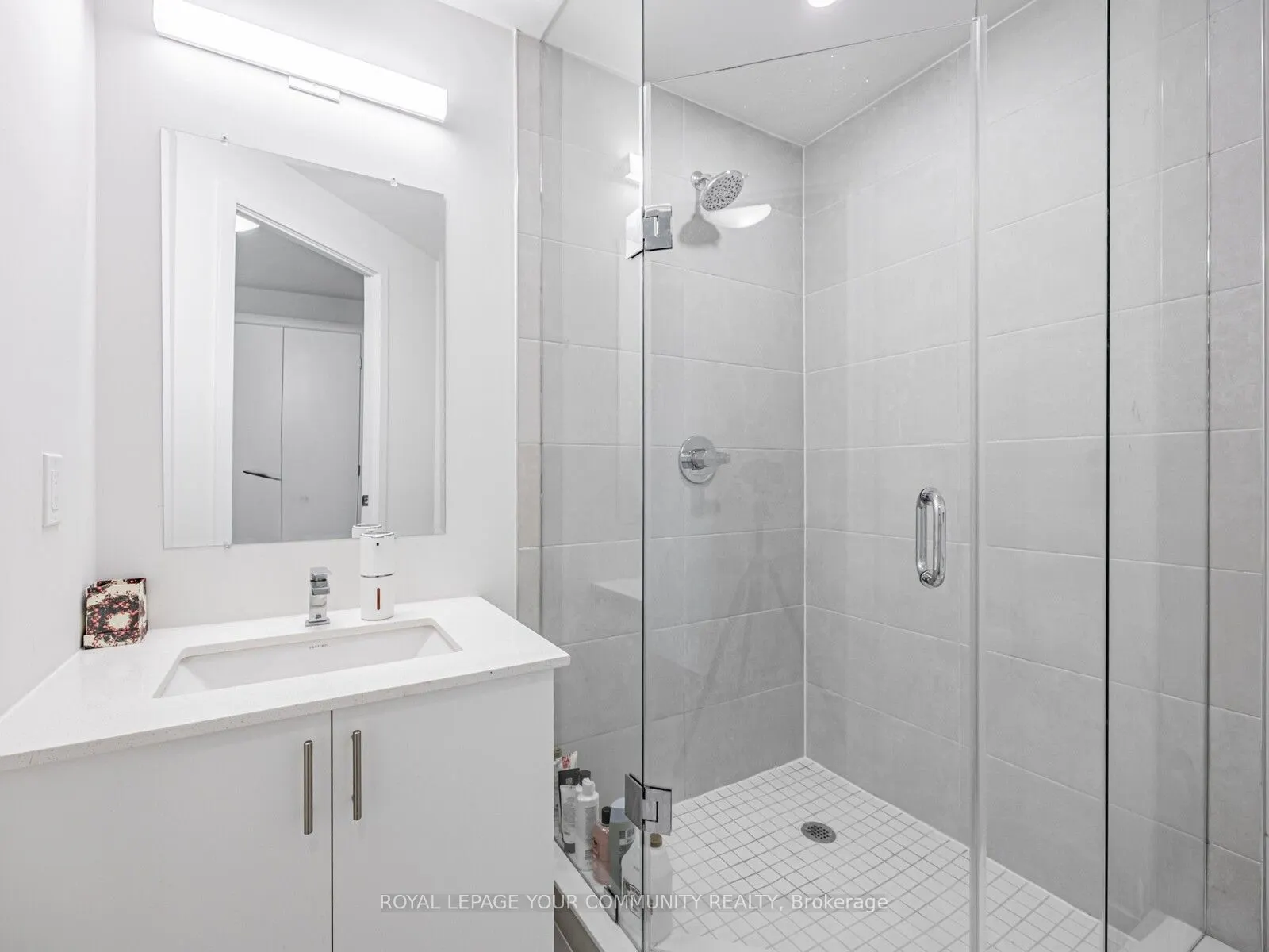15 Ellerslie Avenue, #2301