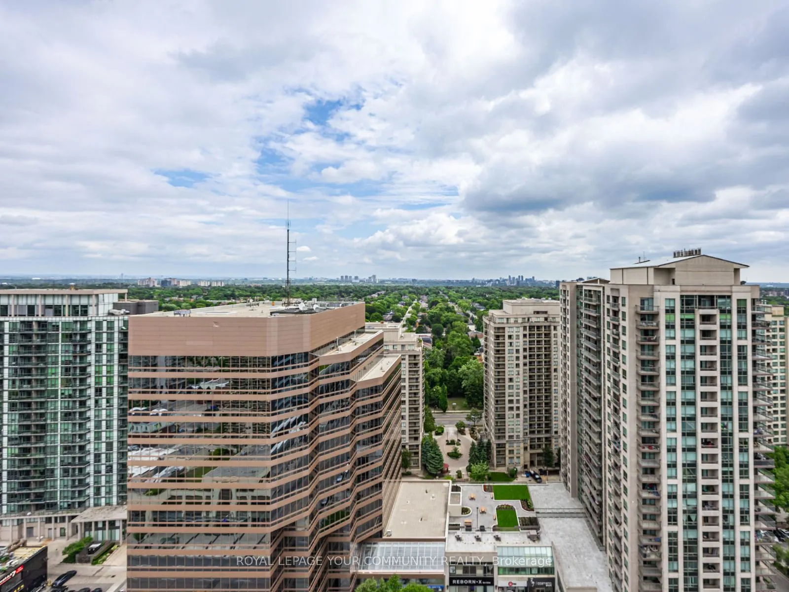 15 Ellerslie Avenue, #2301