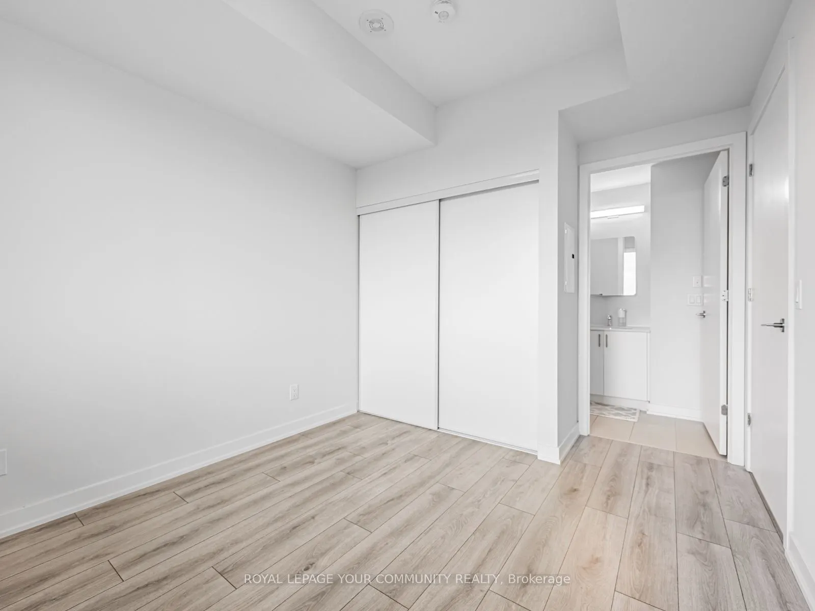 15 Ellerslie Avenue, #2301