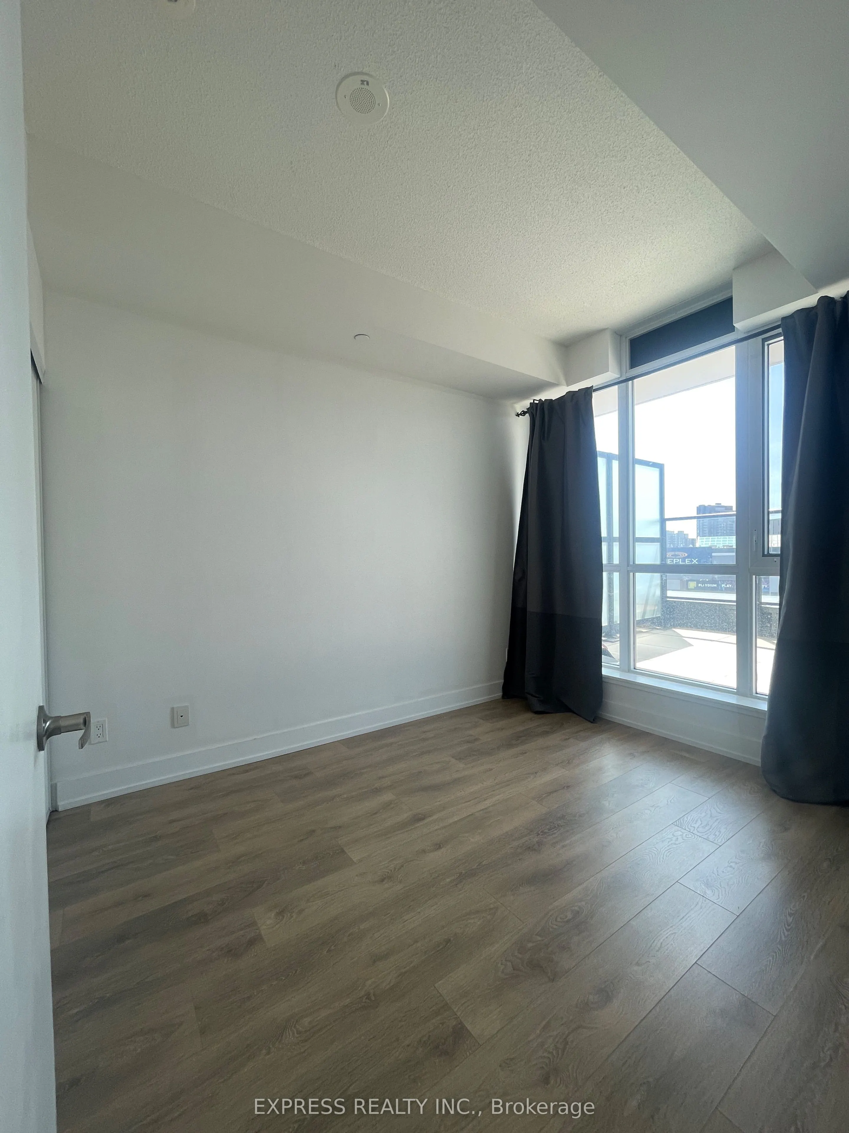 128 Fairview Mall Drive #501