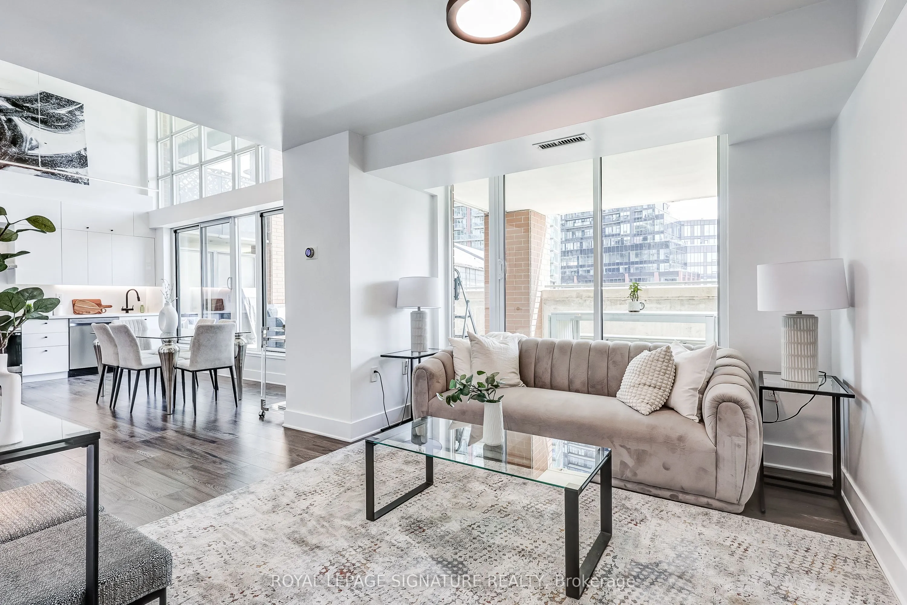 125 Western Battery Road, #210