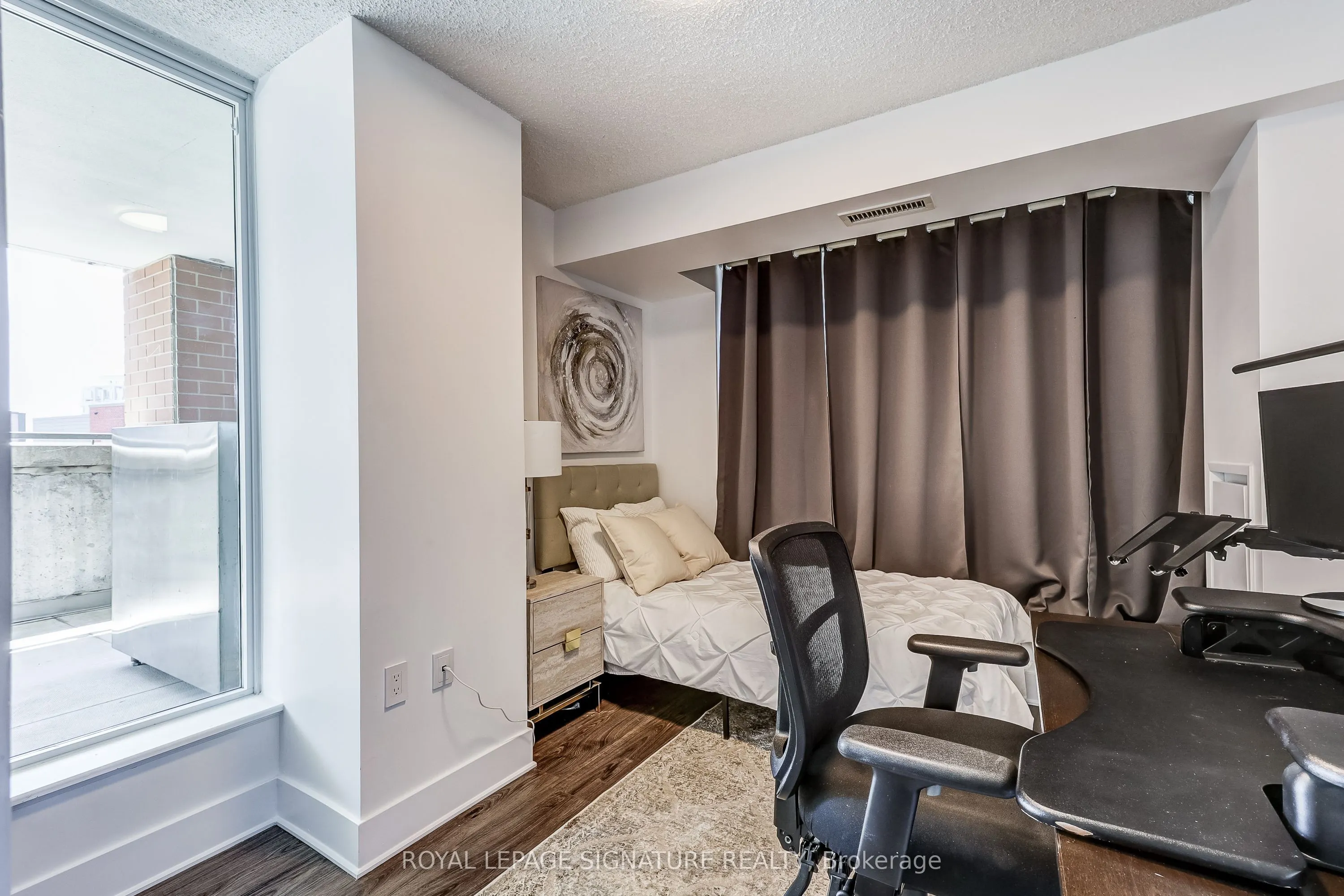 125 Western Battery Road, #210