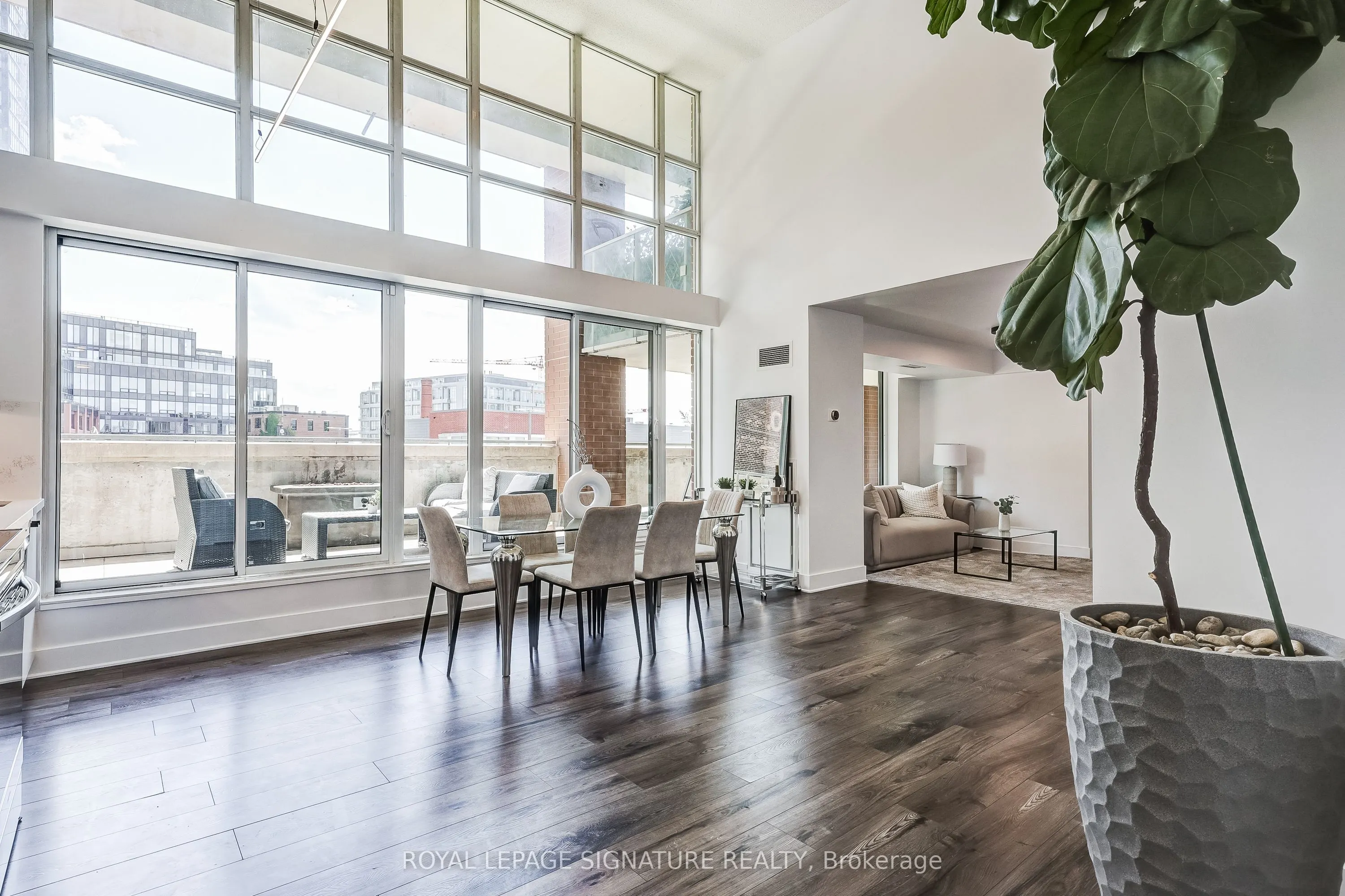 125 Western Battery Road, #210