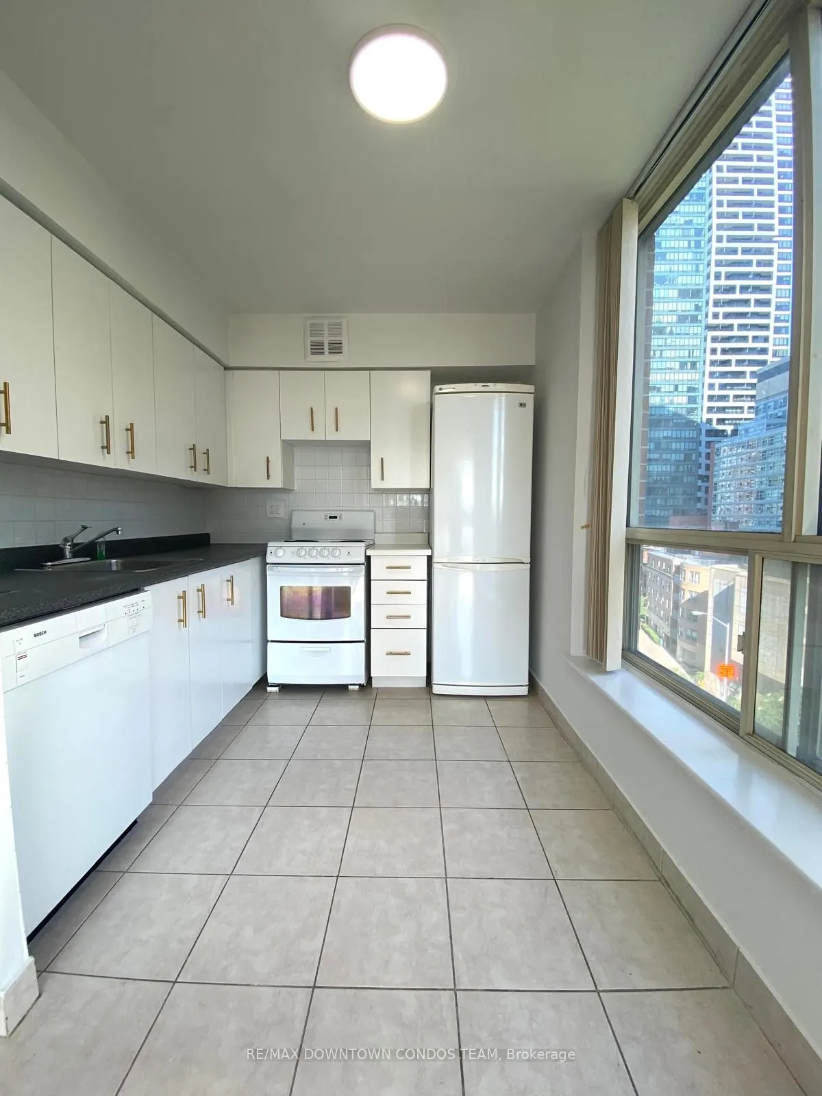 44 St Joseph Street, #612