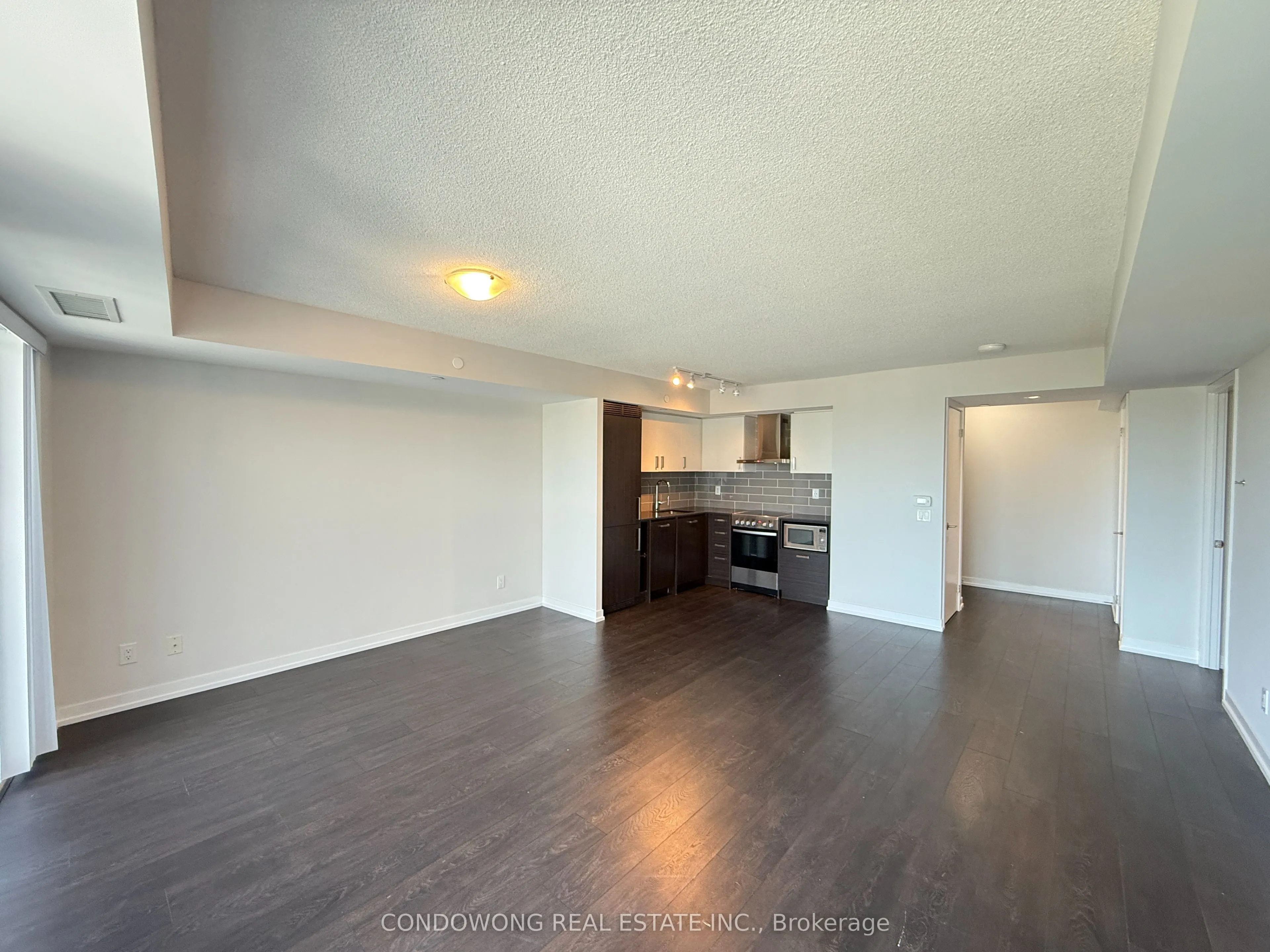 125 Redpath Avenue #2911