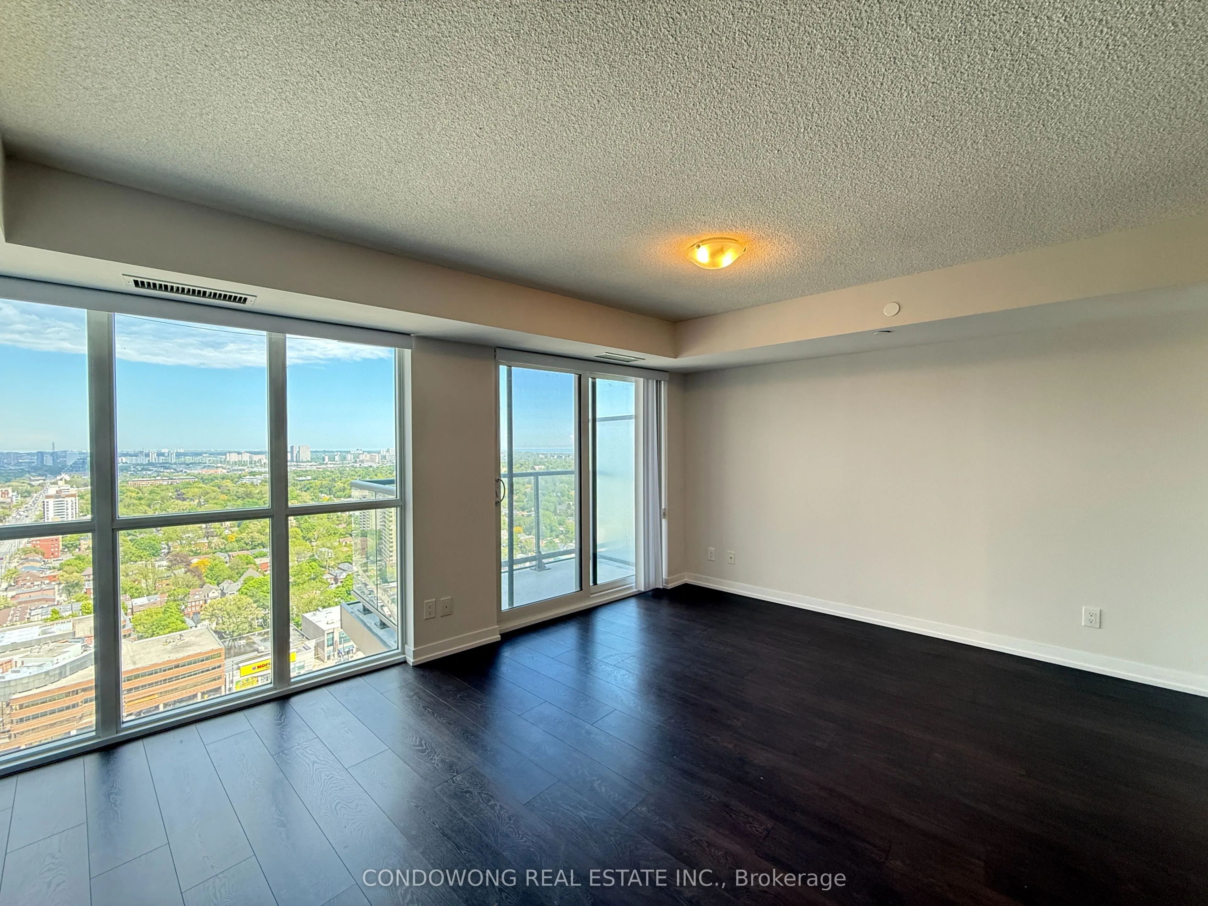 125 Redpath Avenue #2911