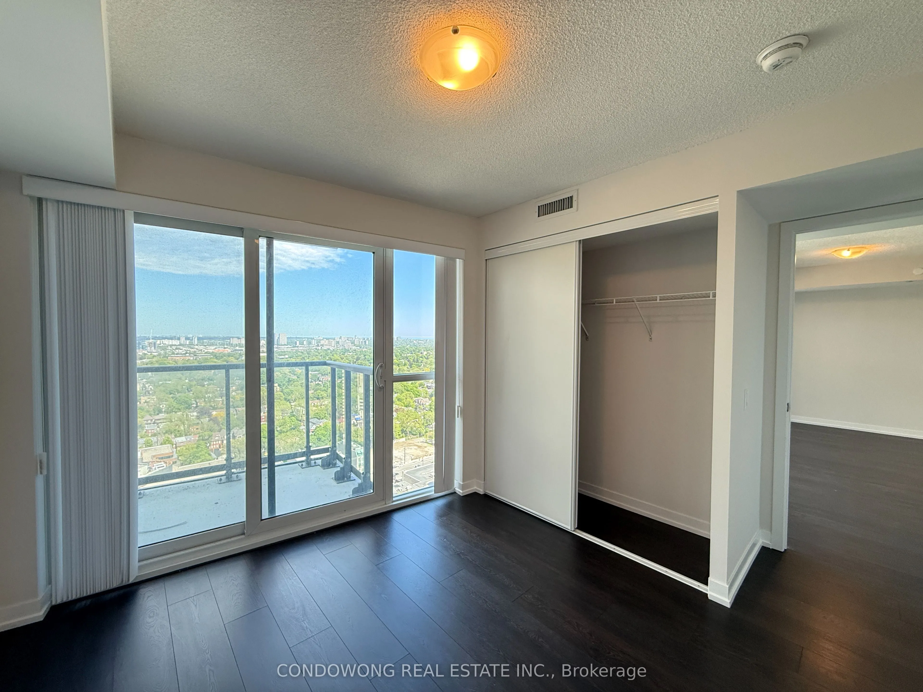 125 Redpath Avenue #2911