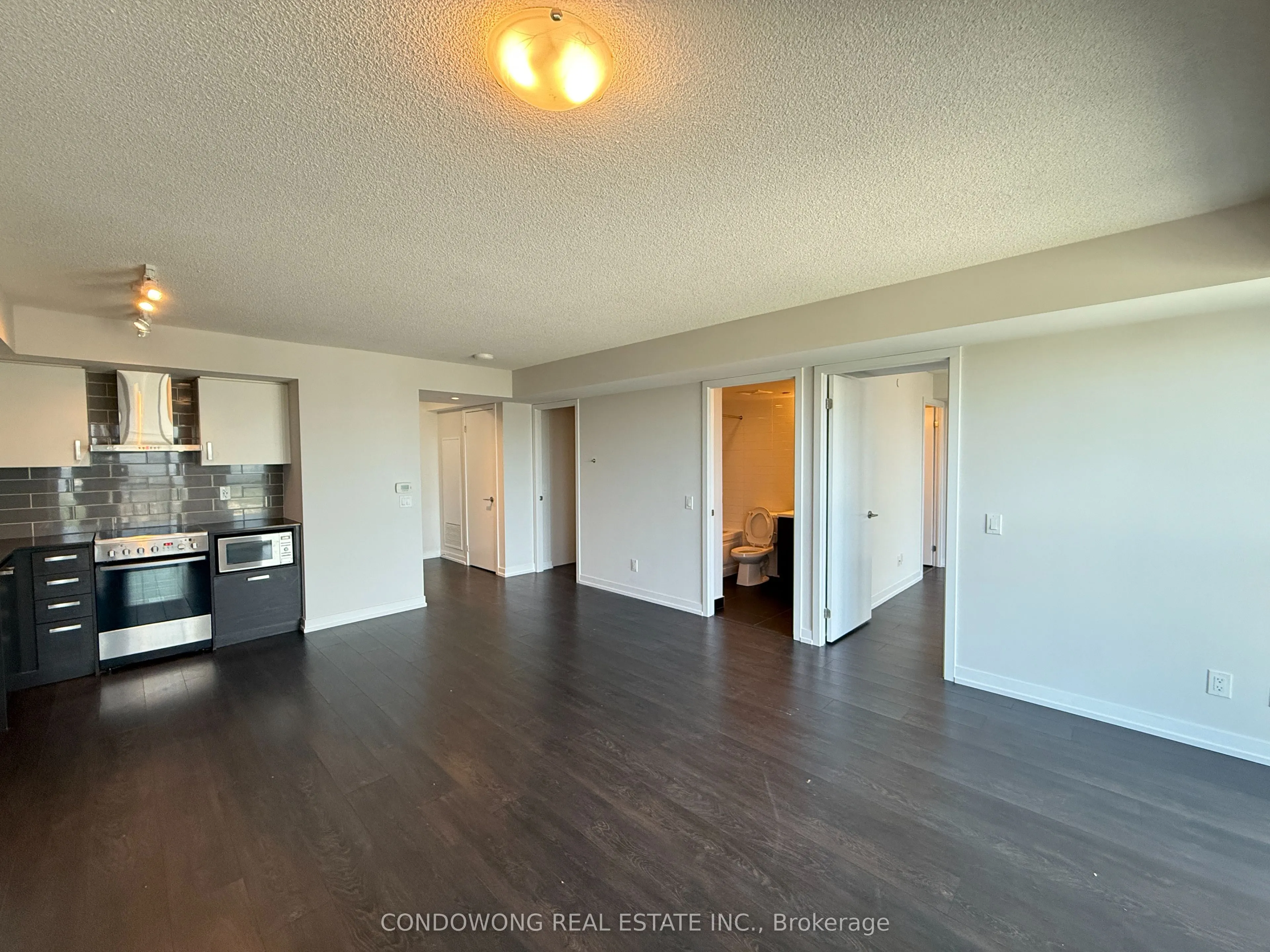 125 Redpath Avenue #2911