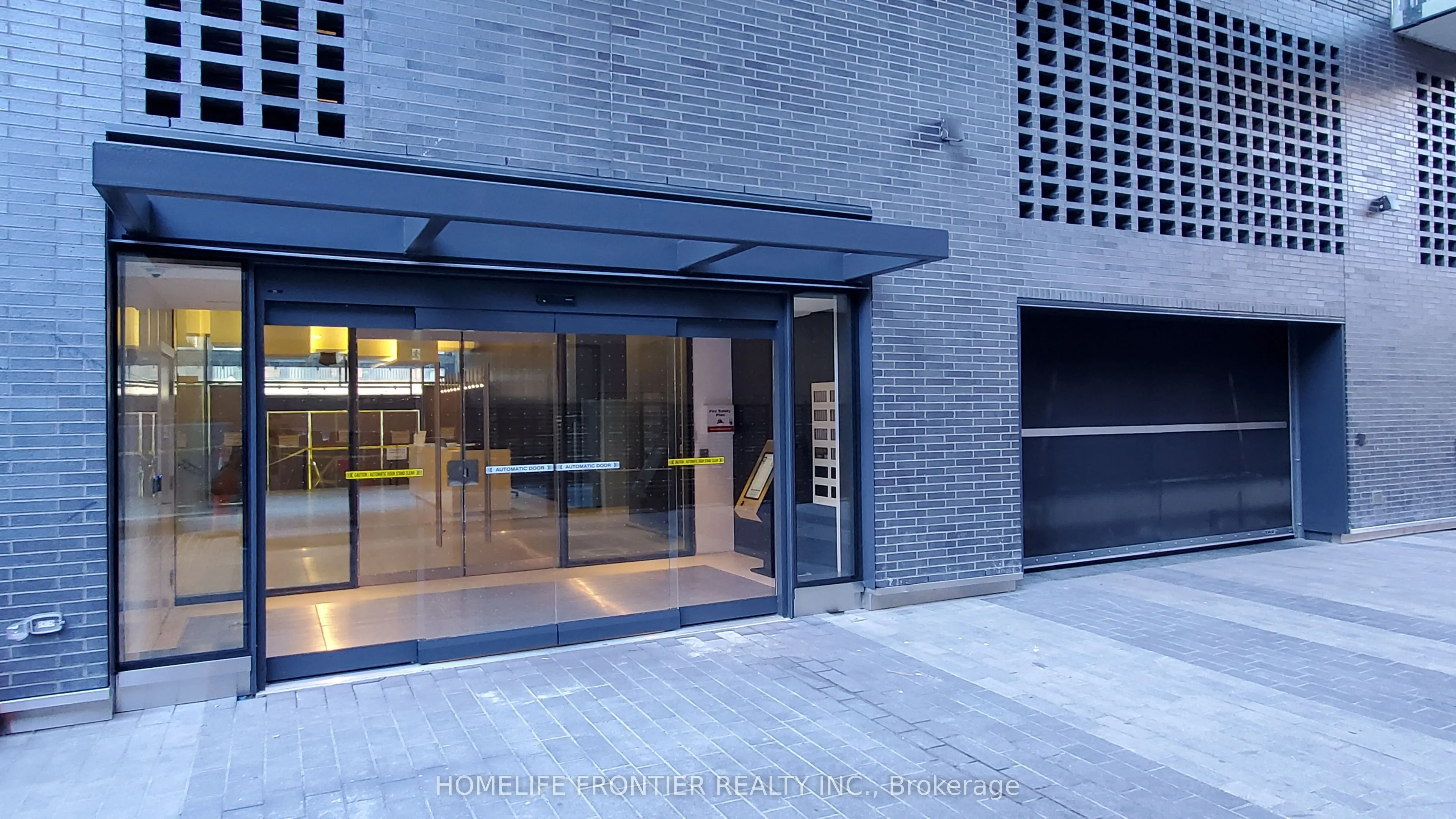 158 Front Street E, #2010