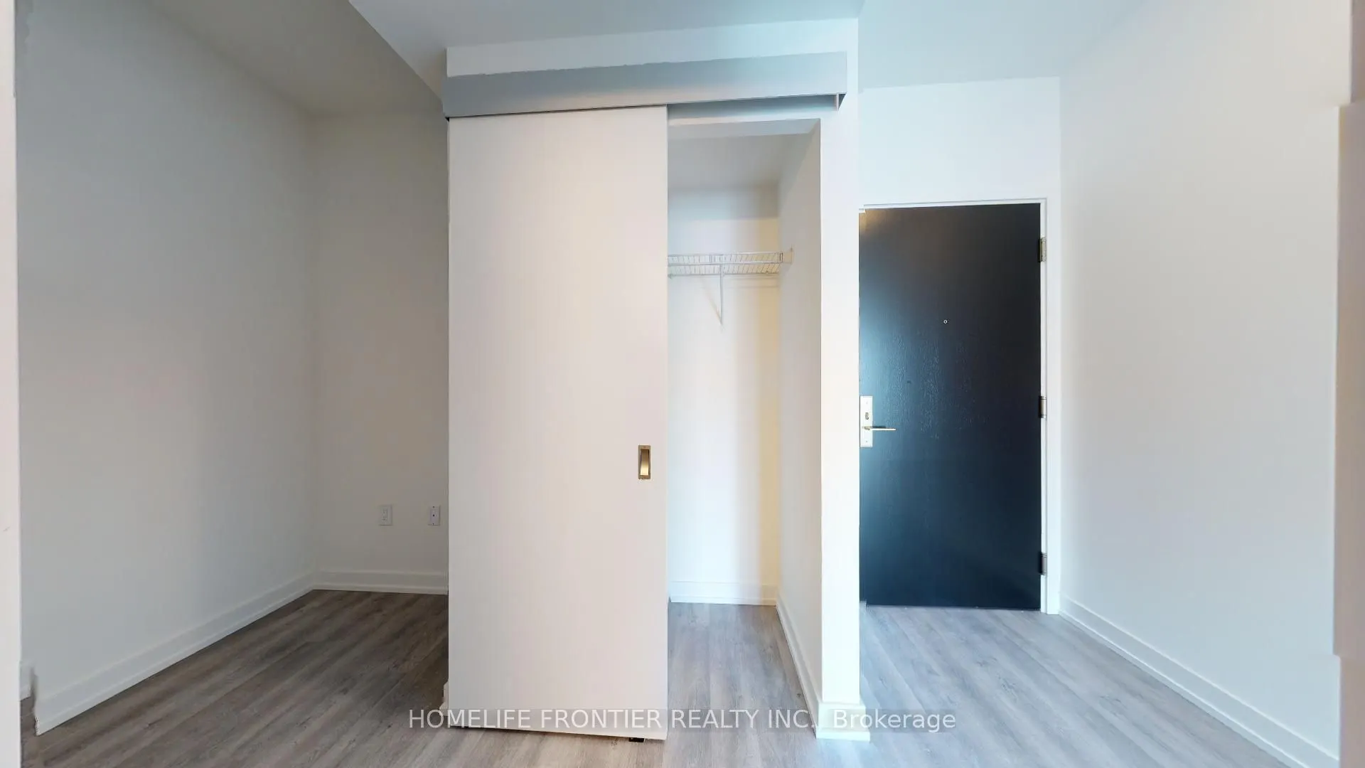 158 Front Street E, #2010