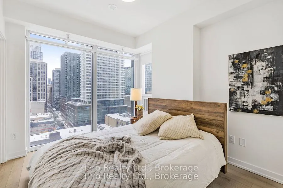 89 Church Street, #1604