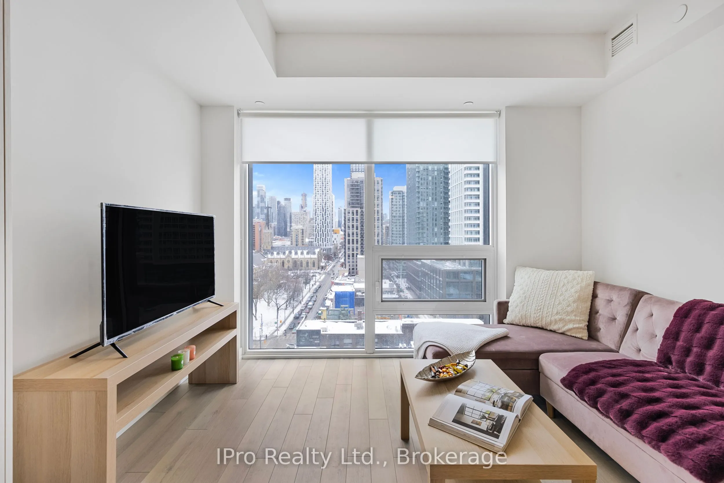89 Church Street, #1604