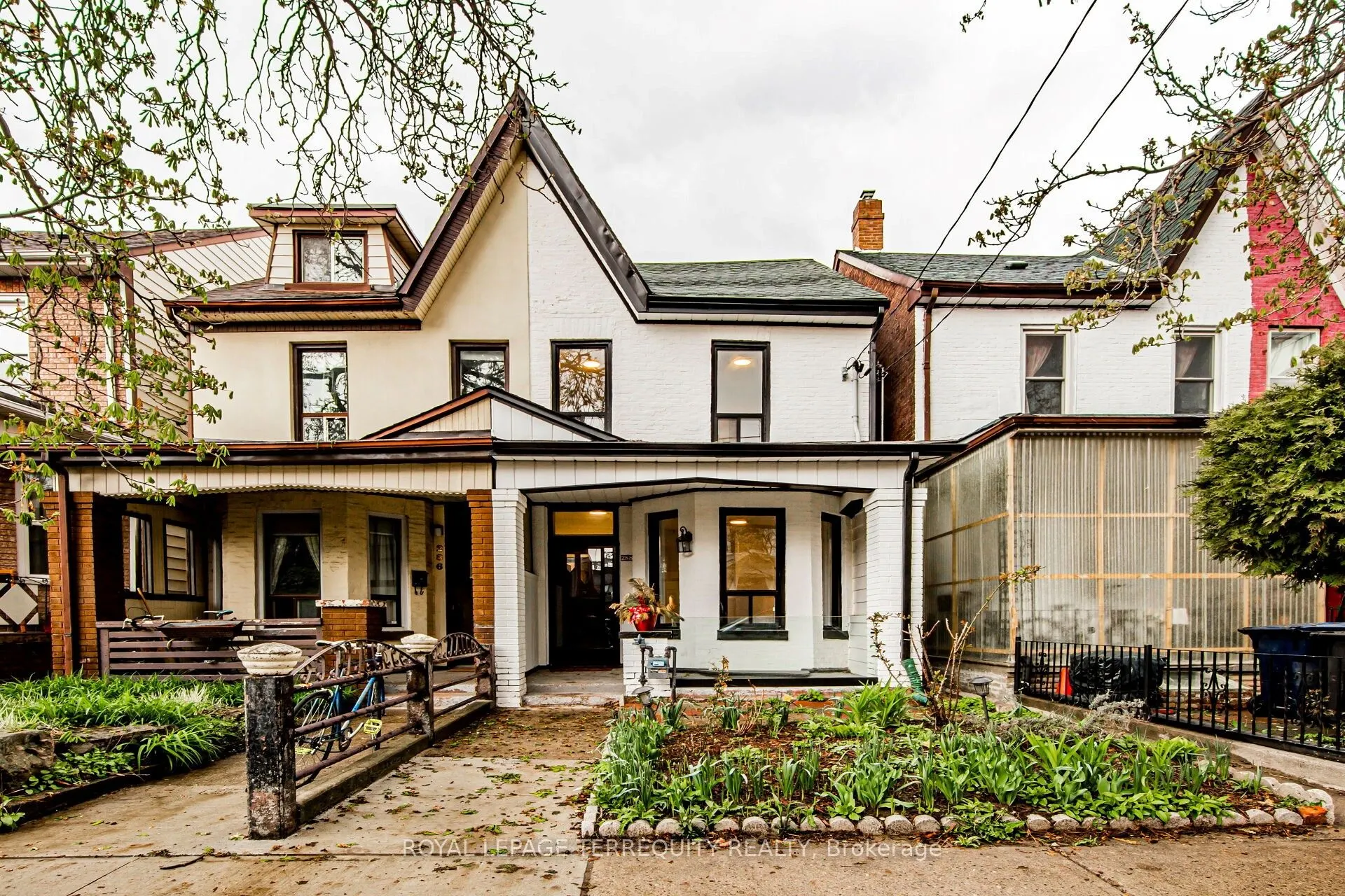288 Markham Street, #2nd Floor
