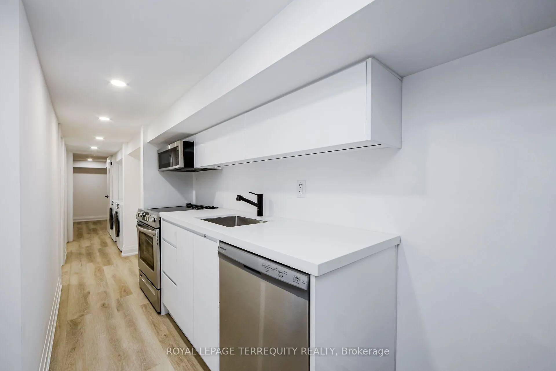 288 Markham Street, #Bsmt