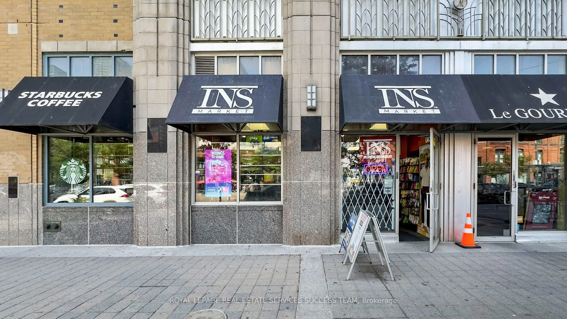 148 Spadina Avenue, #3
