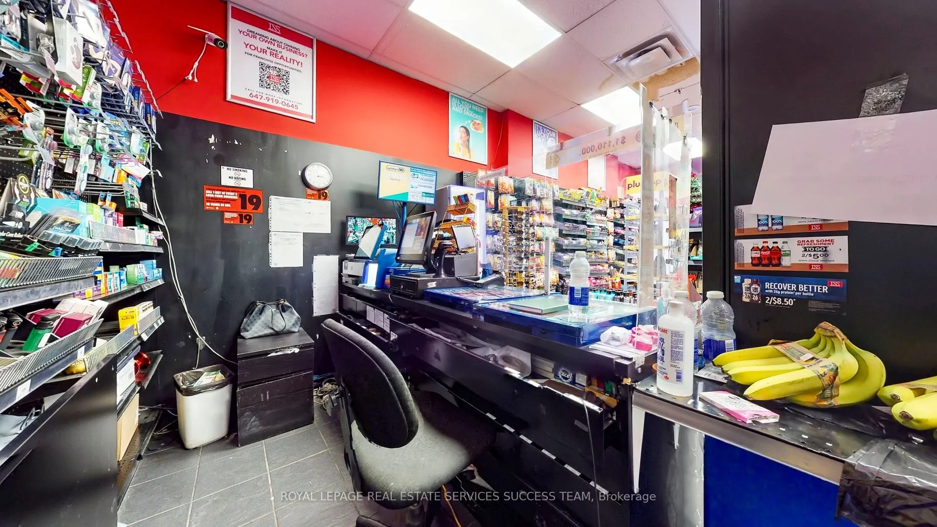 148 Spadina Avenue, #3