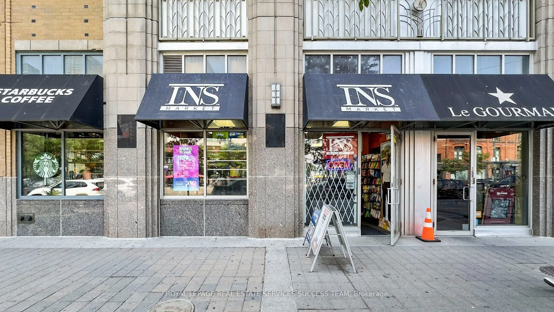 148 Spadina Avenue, #3