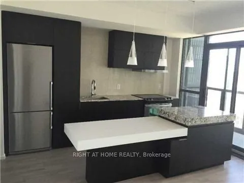 101 Charles Street E, #2607