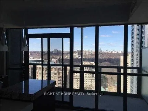 101 Charles Street E, #2607