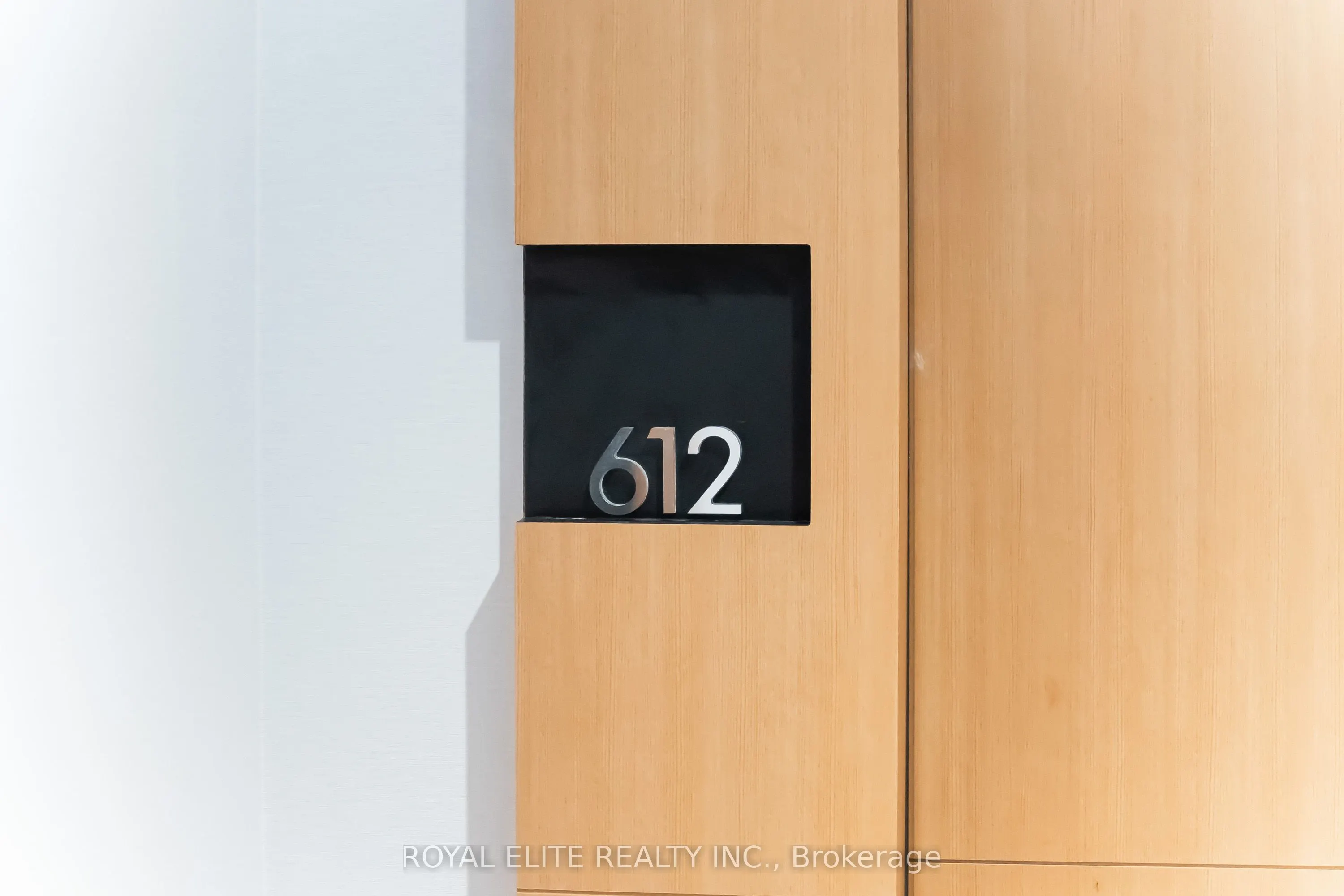 11 Wellesley Street W, #612