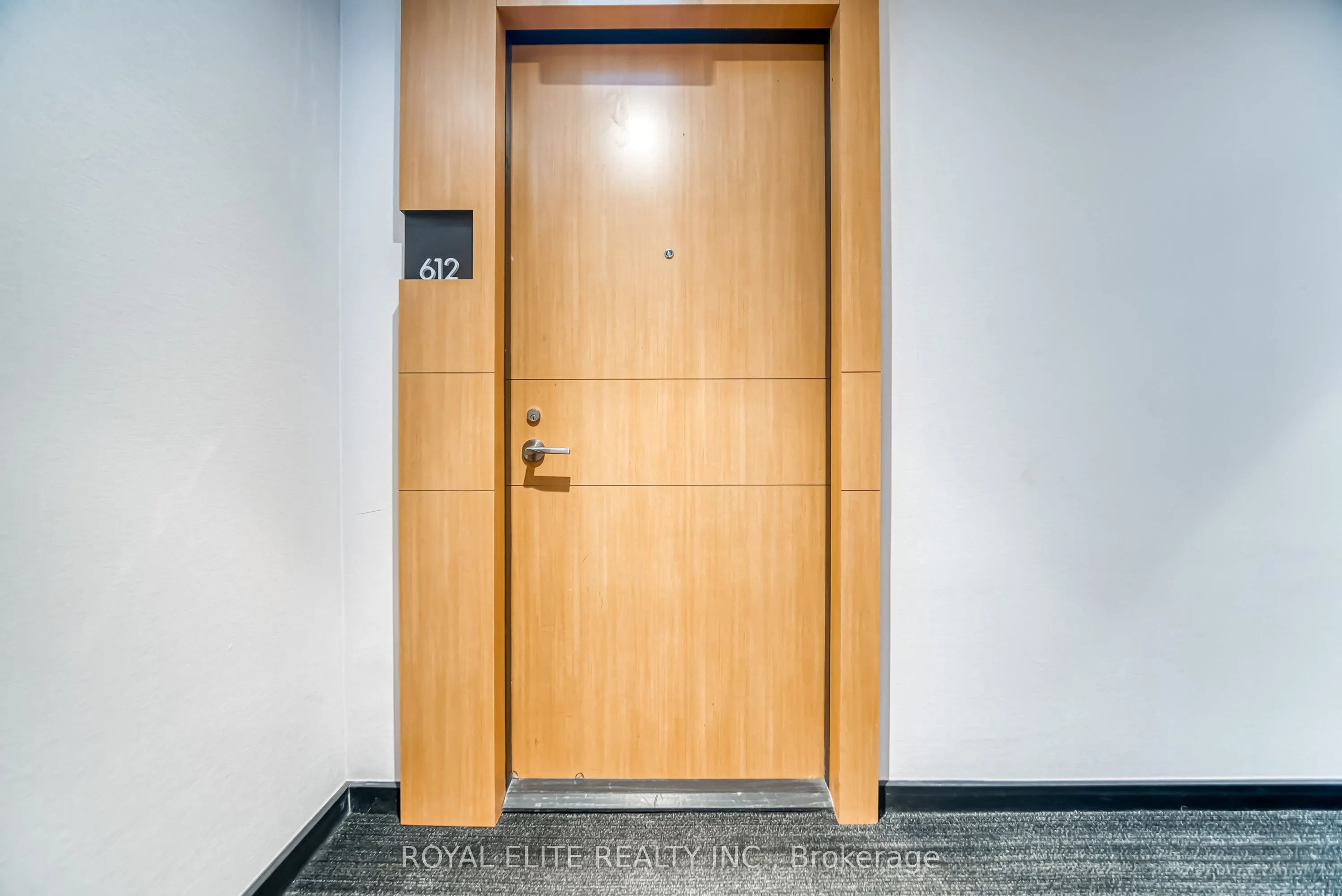 11 Wellesley Street W, #612