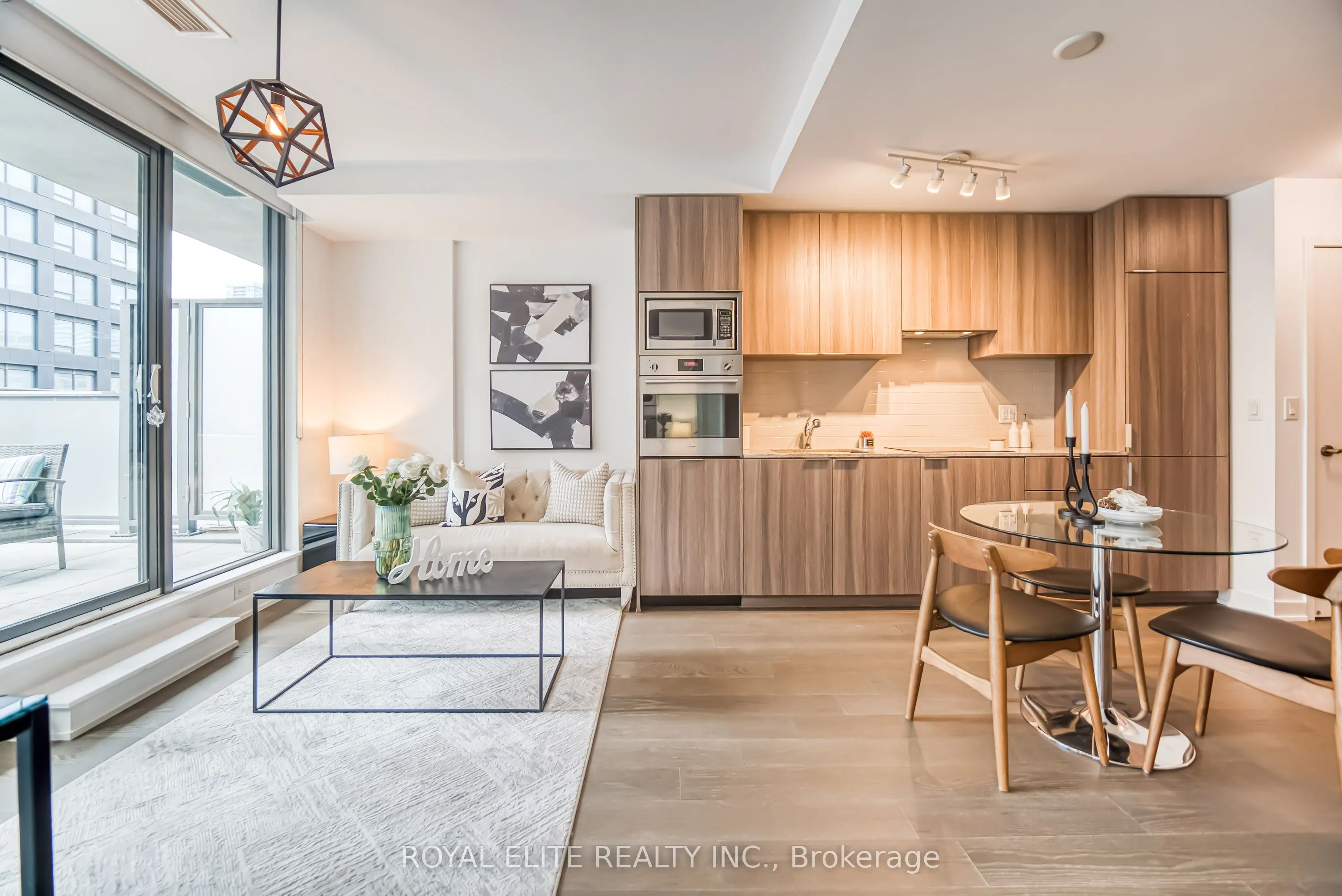 11 Wellesley Street W, #612