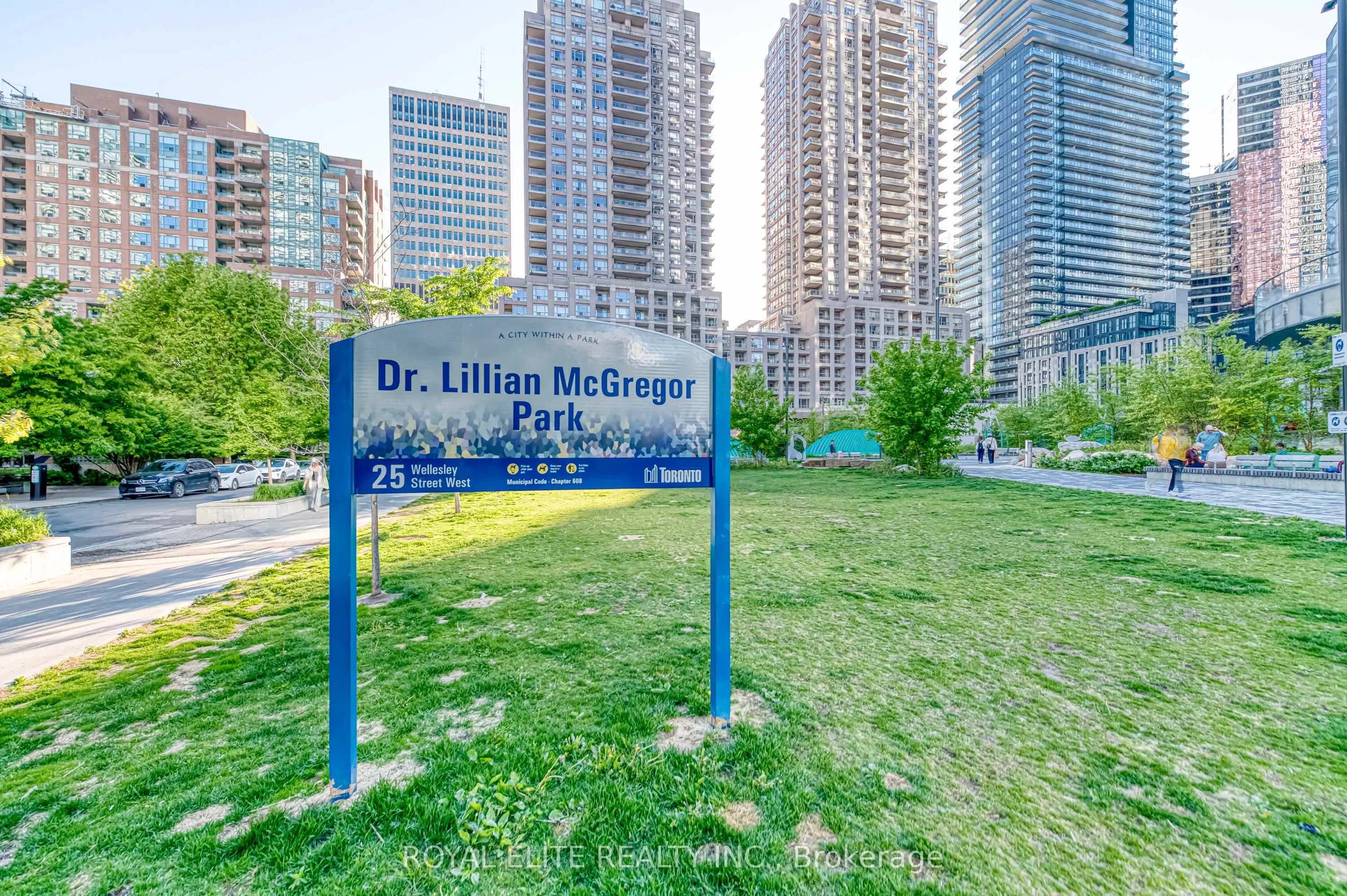11 Wellesley Street W, #612