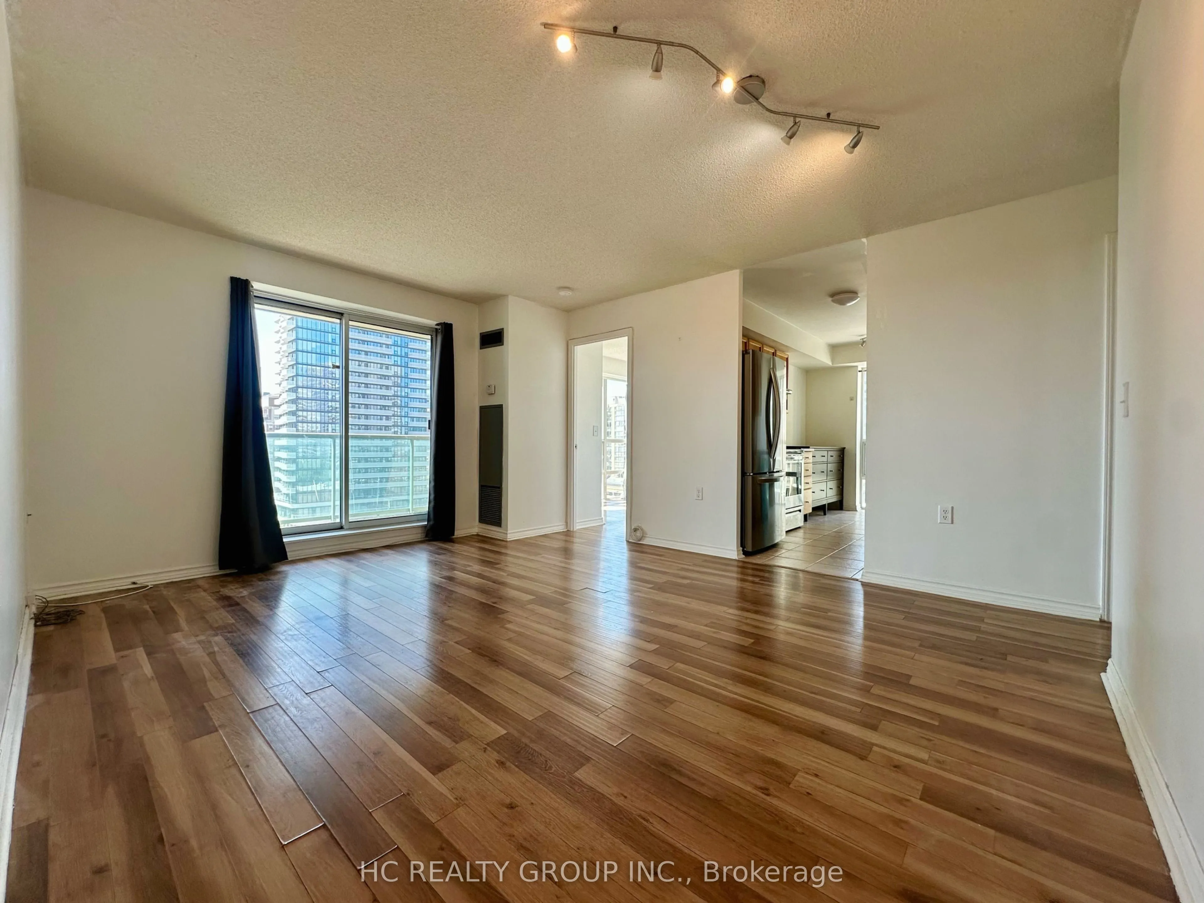 28 Olive Avenue, #1006