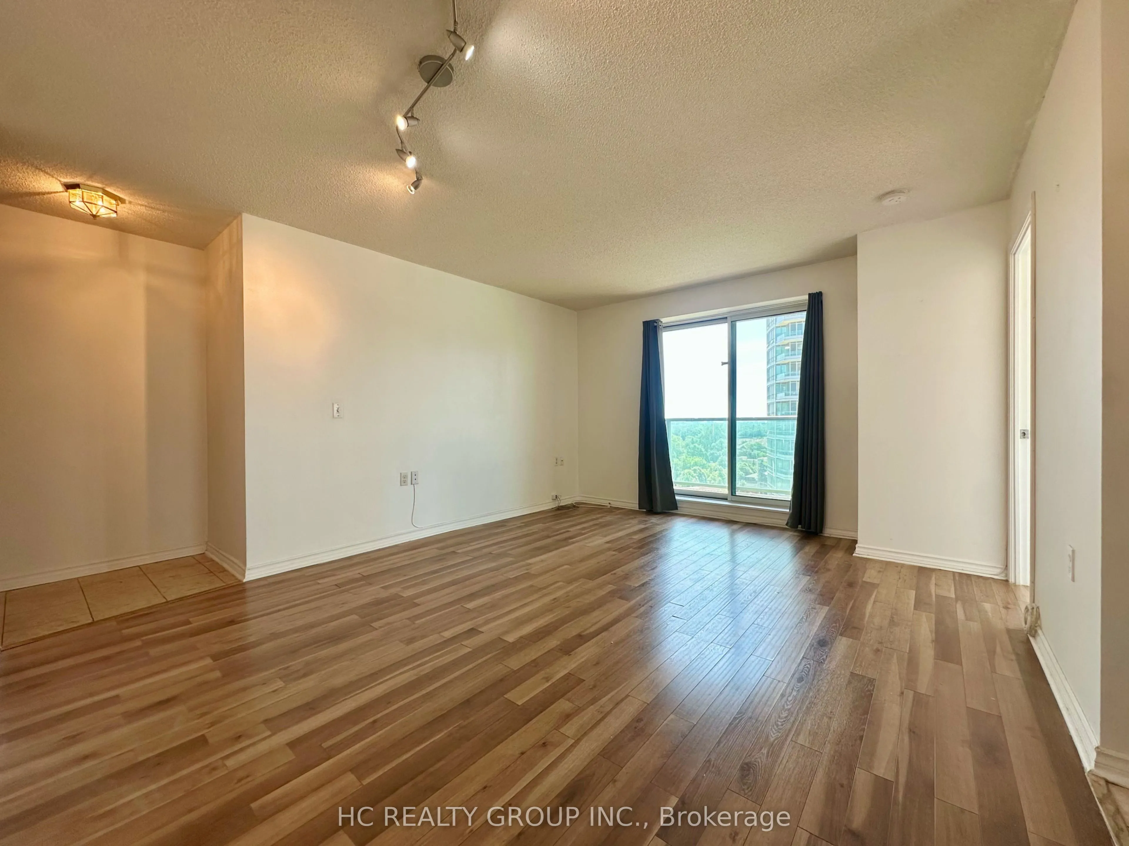 28 Olive Avenue, #1006