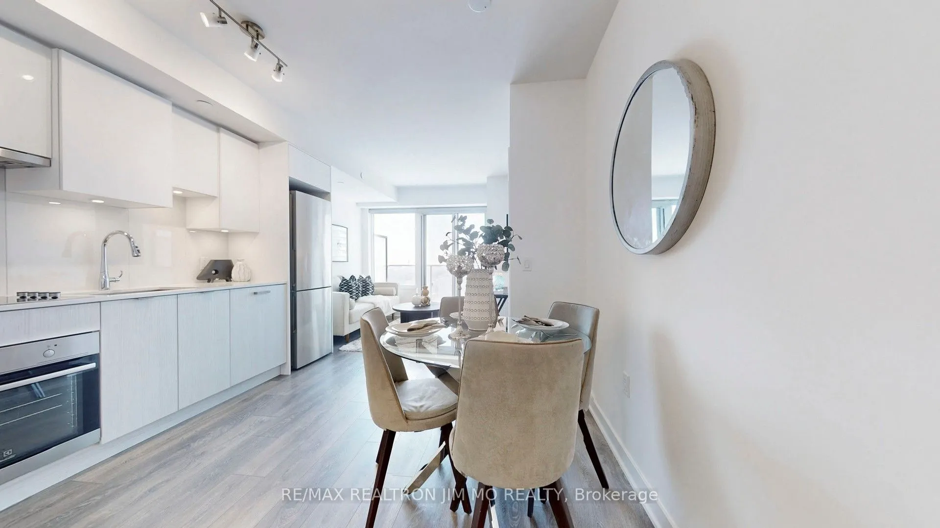 195 Redpath Avenue, #2205