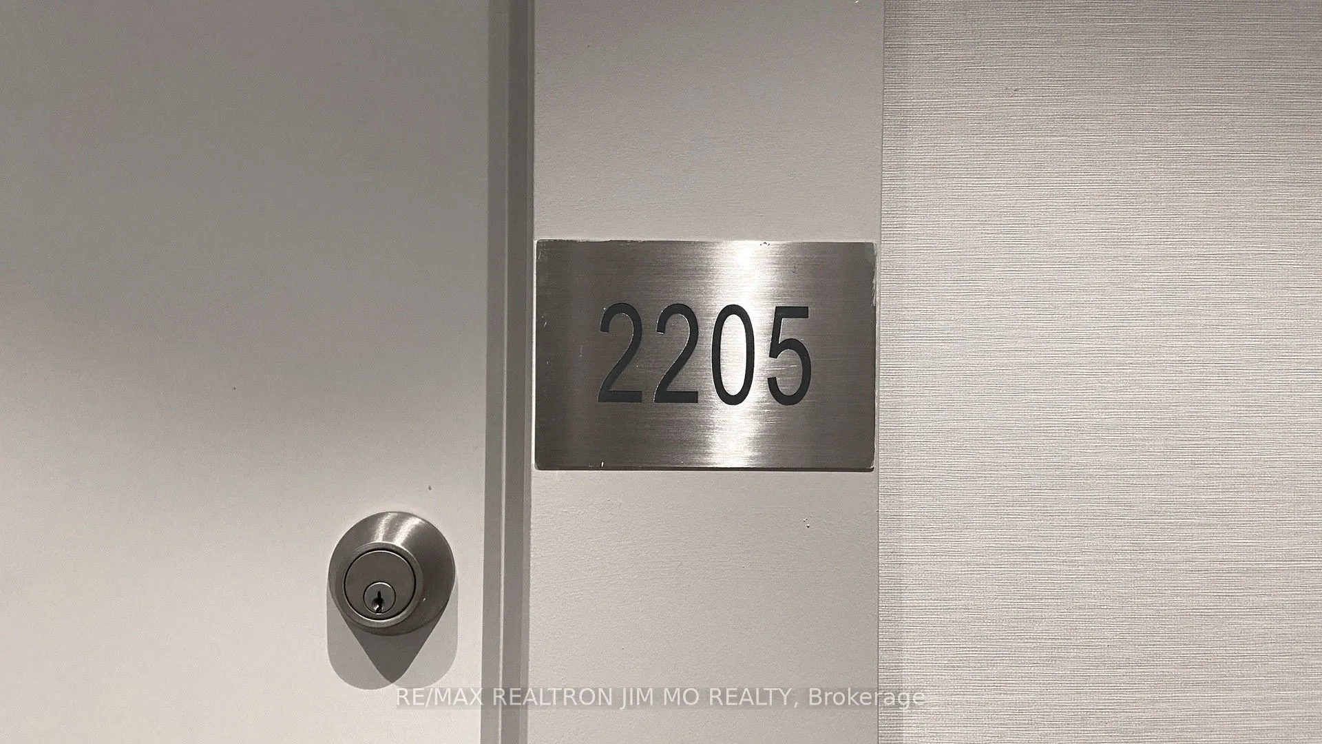 195 Redpath Avenue, #2205