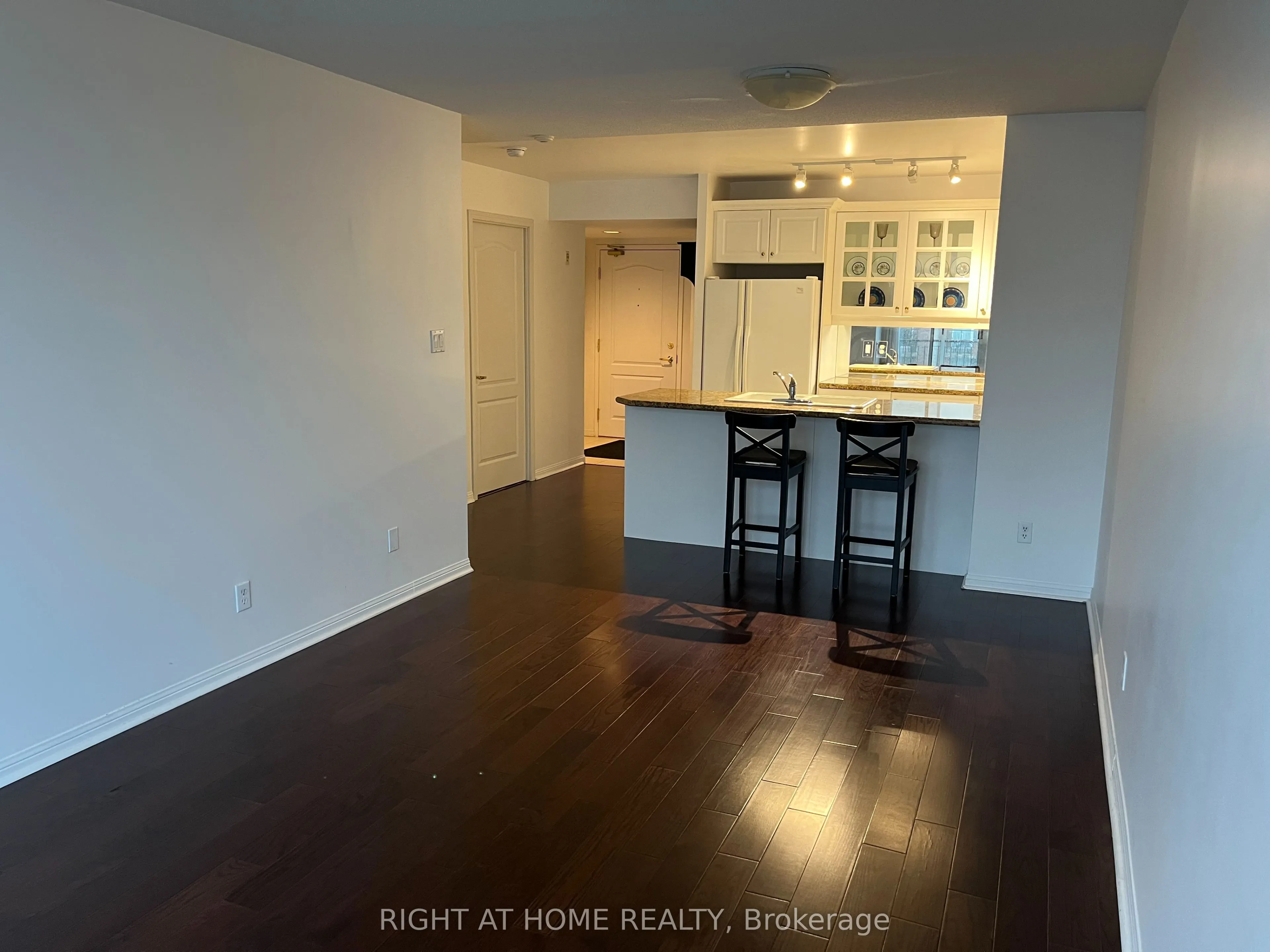 3130 Yonge Street, #PH1
