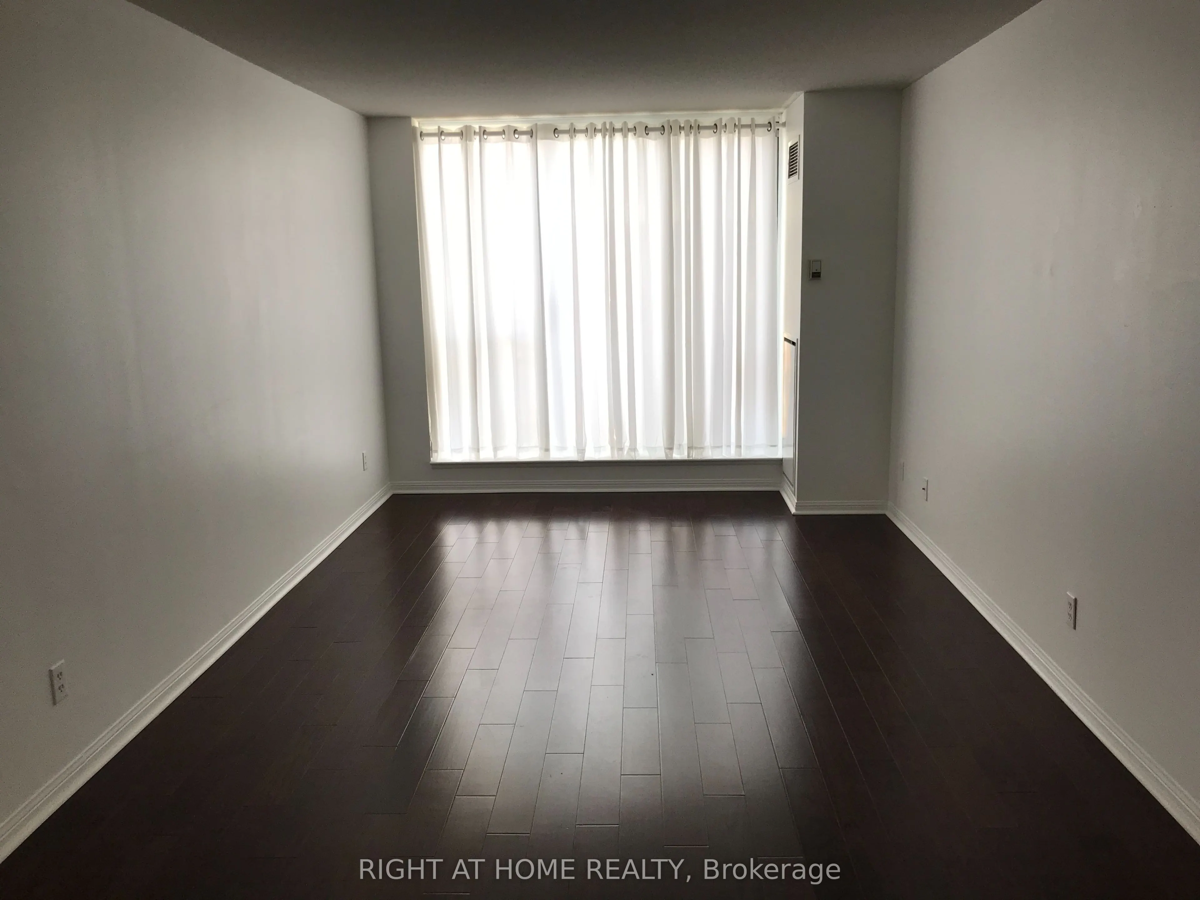 3130 Yonge Street, #PH1