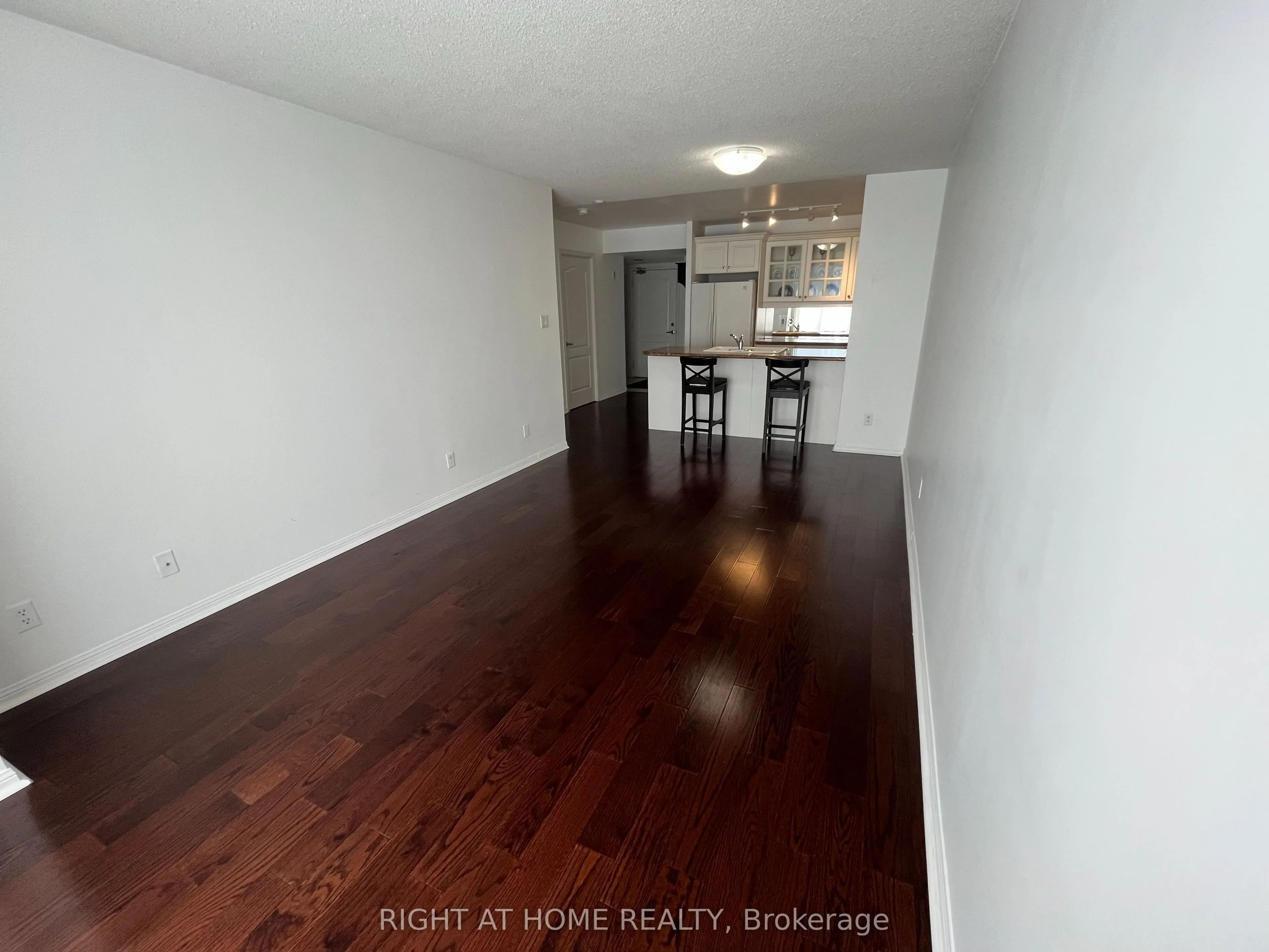 3130 Yonge Street, #PH1