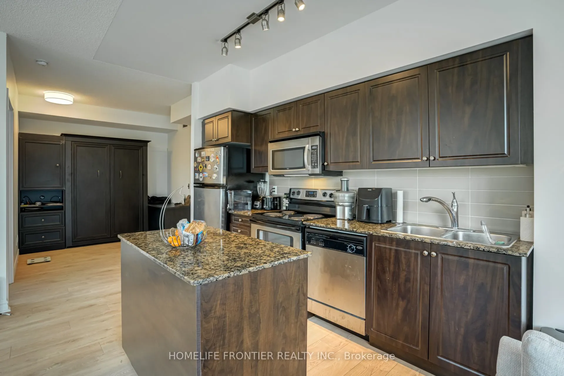 209 Fort York Boulevard, #383