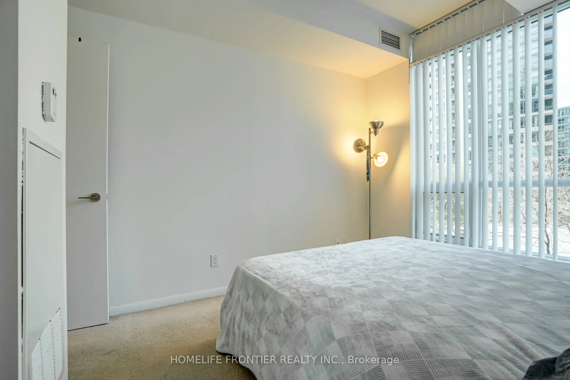 209 Fort York Boulevard, #383