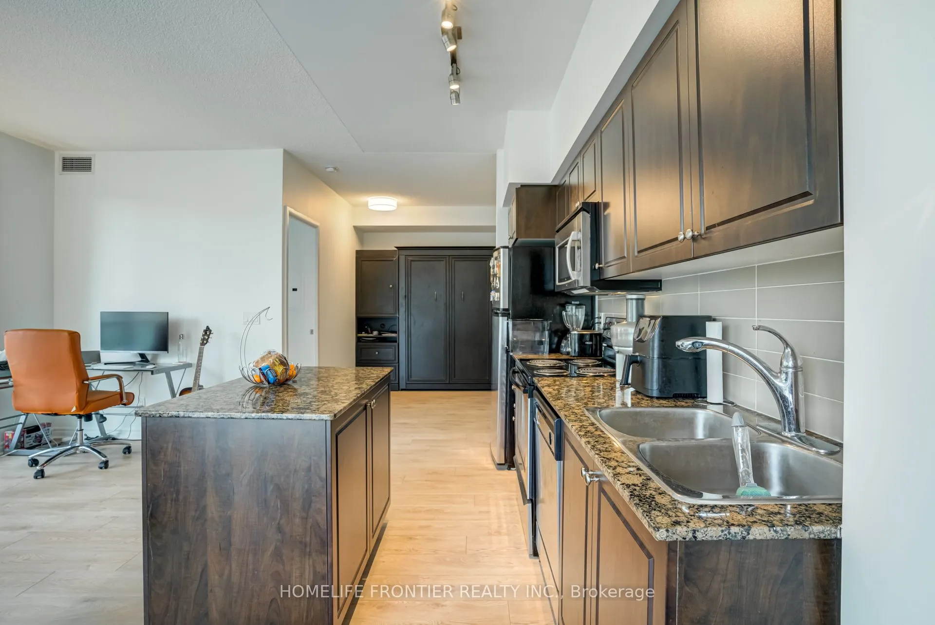 209 Fort York Boulevard, #383