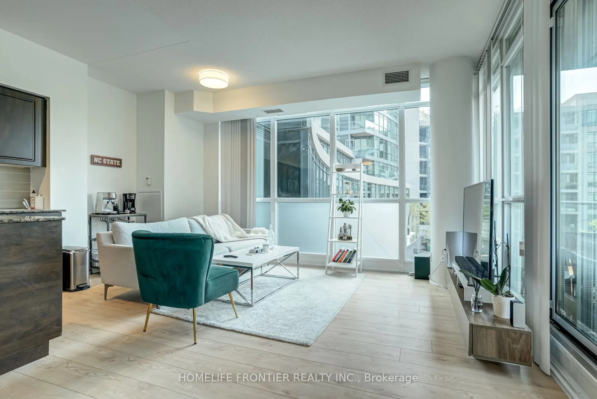 209 Fort York Boulevard, #383