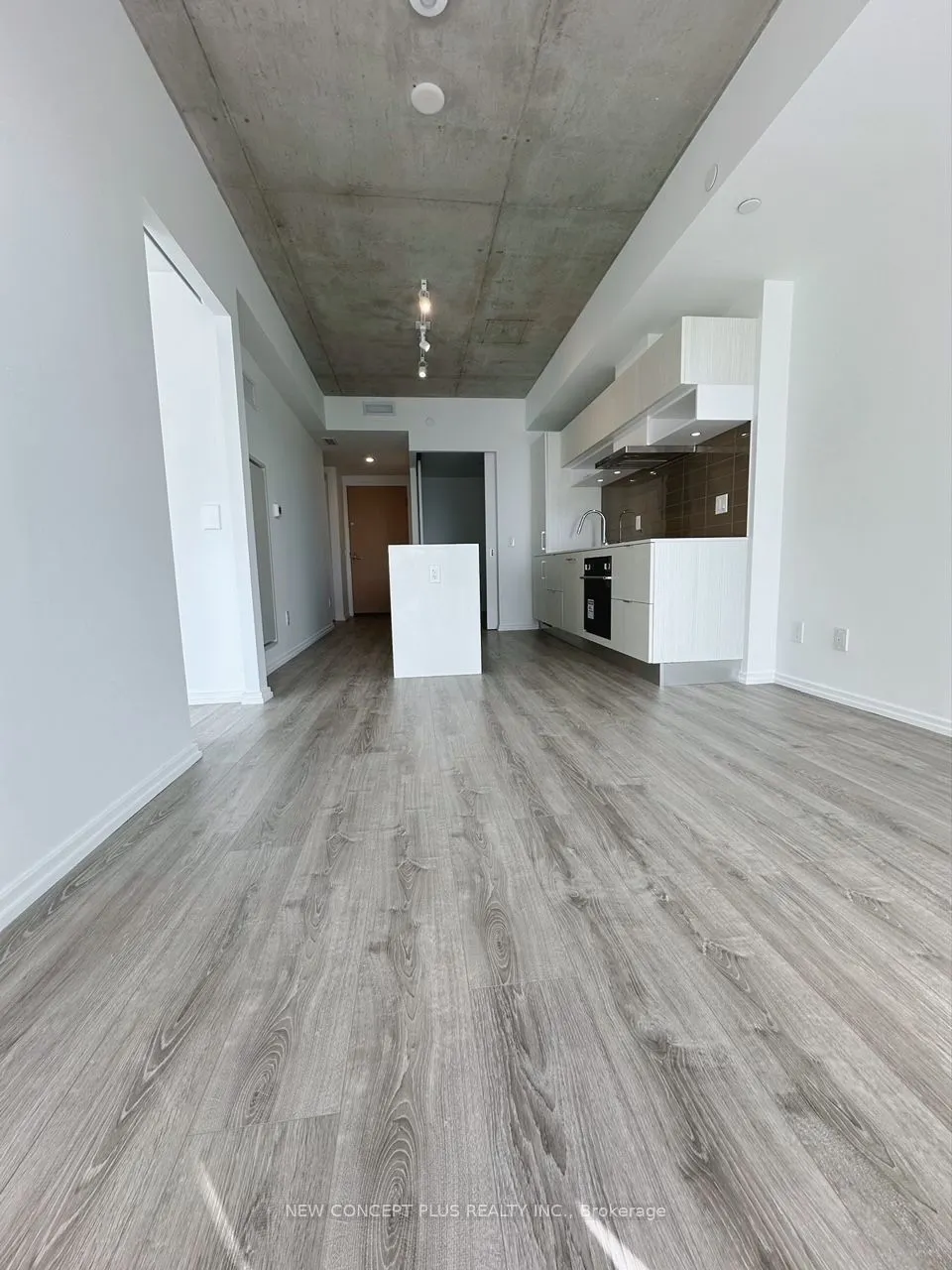5 Soudan Avenue, #618