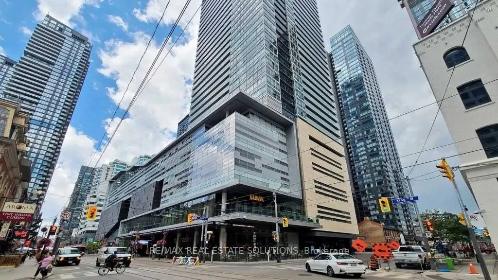 80 John Street, #3207