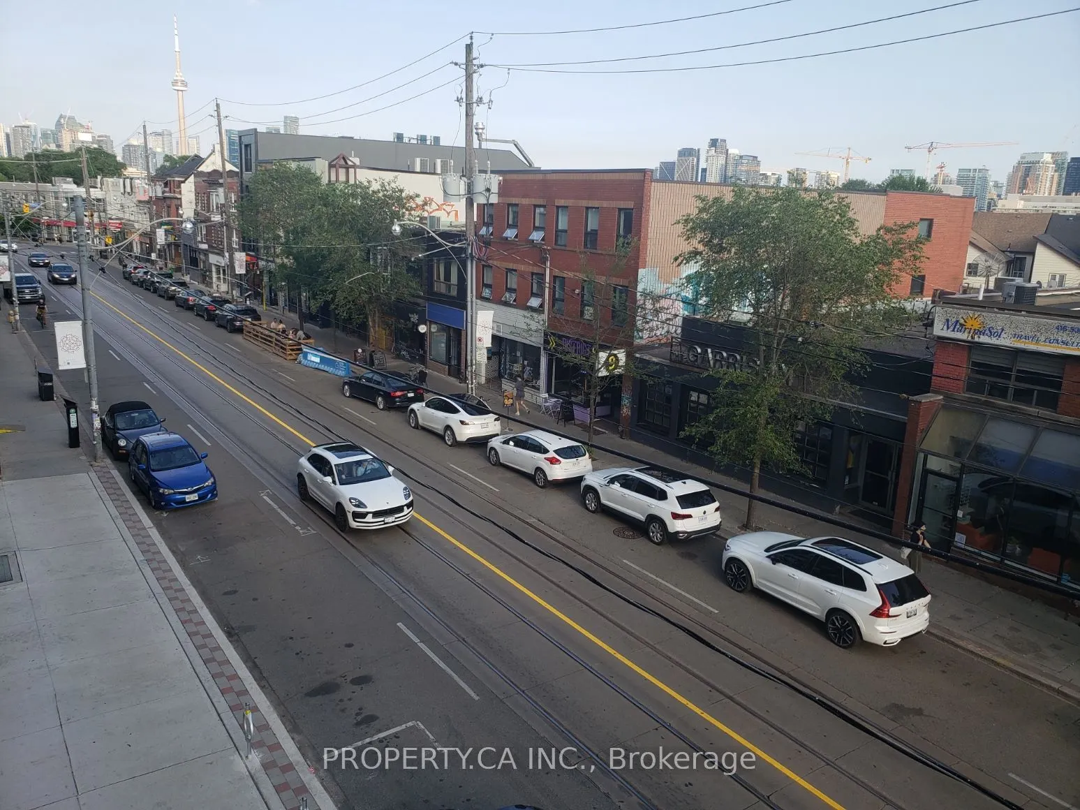 1200 Dundas Street W, #308