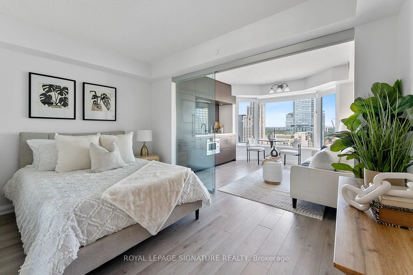 155 Yorkville Avenue, #2706
